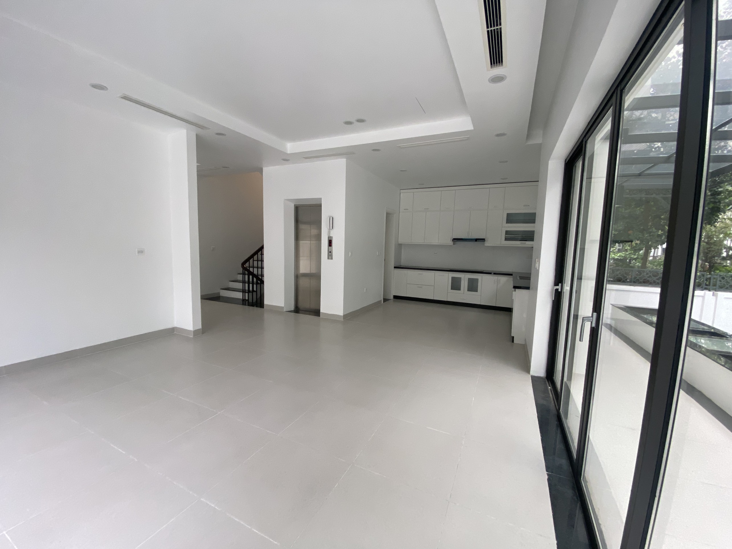 Bán biệt thự đơn lập view vườn hoa 348m2 khu H7 Starlake Tây Hồ giá tốt. 3