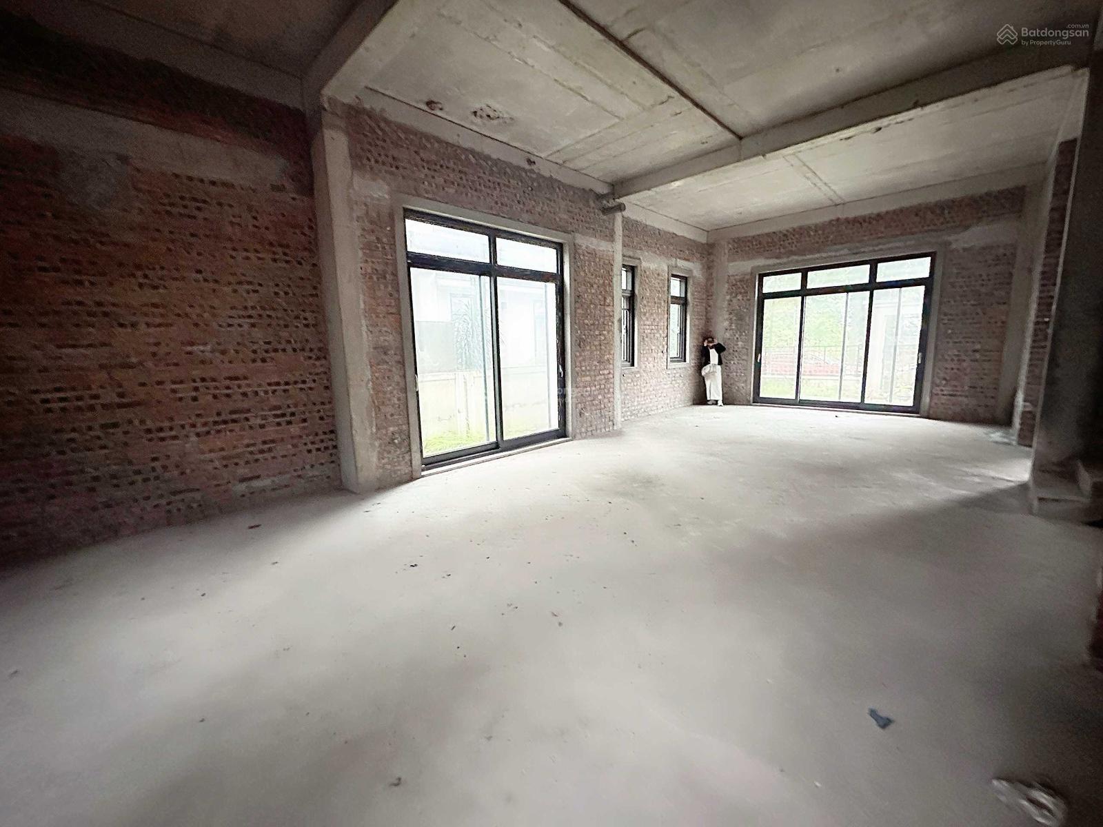 Bán biệt thự Starlake - Song lập H7 TT2 vị trí đẹp 220m2 thang máy hiện đại 6