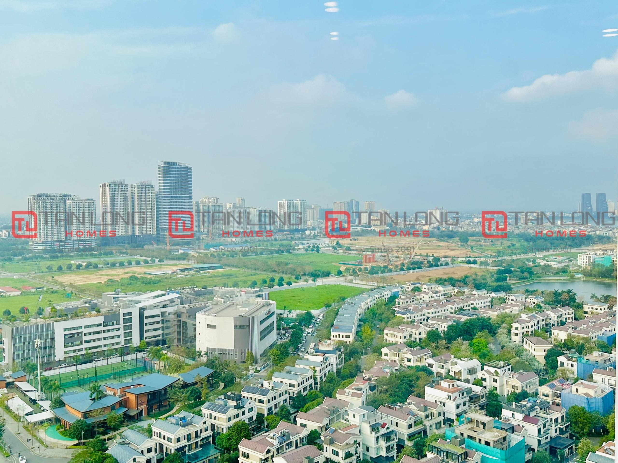Bán căn E-109,8m2 tầng cao view hồ đẳng cấp tòa 901A Starlake 9