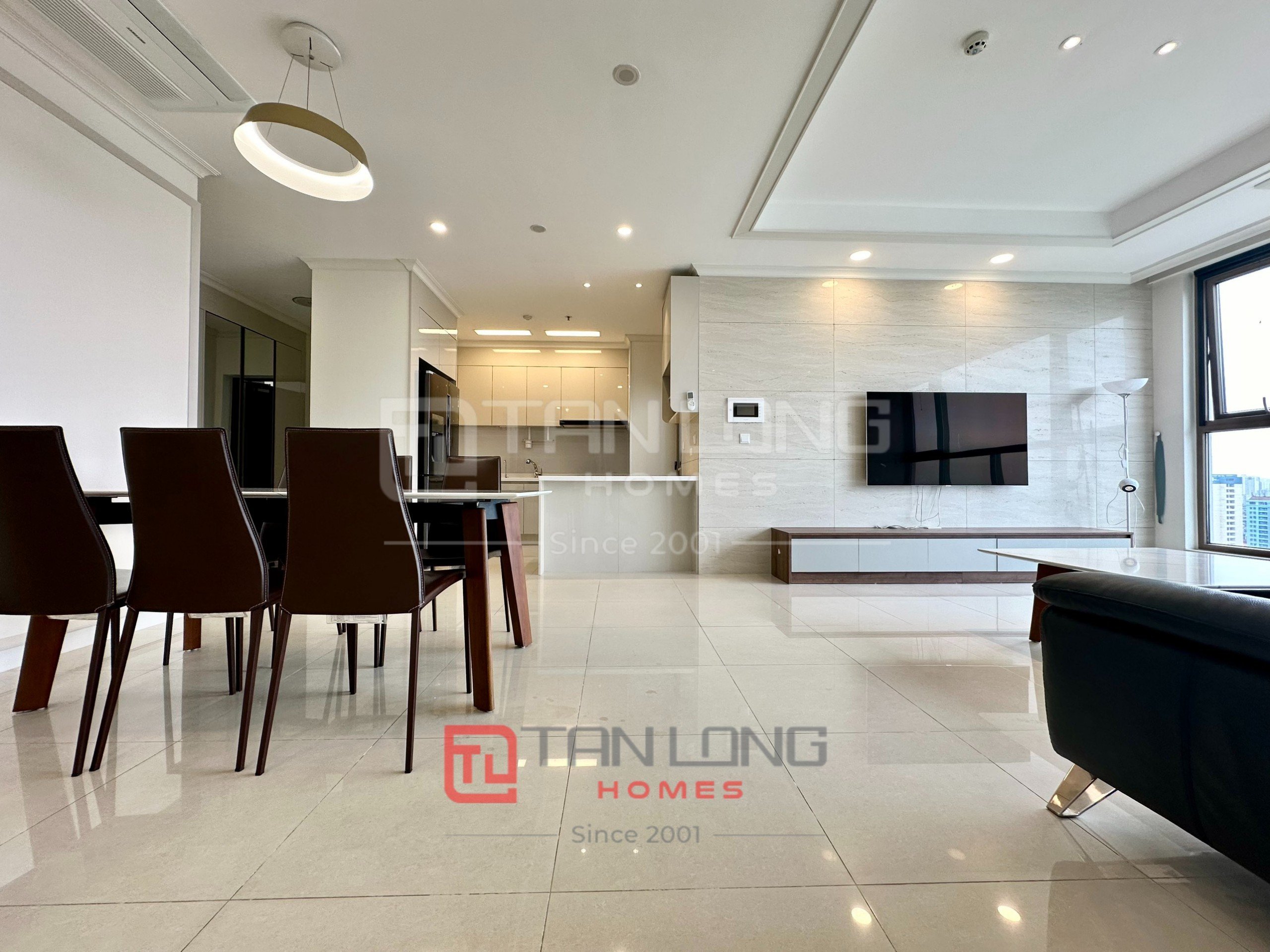 Bán căn hộ 3 phòng ngủ 113m2 mới nguyên bản tòa 901 Starlake, giá hợp lý 3
