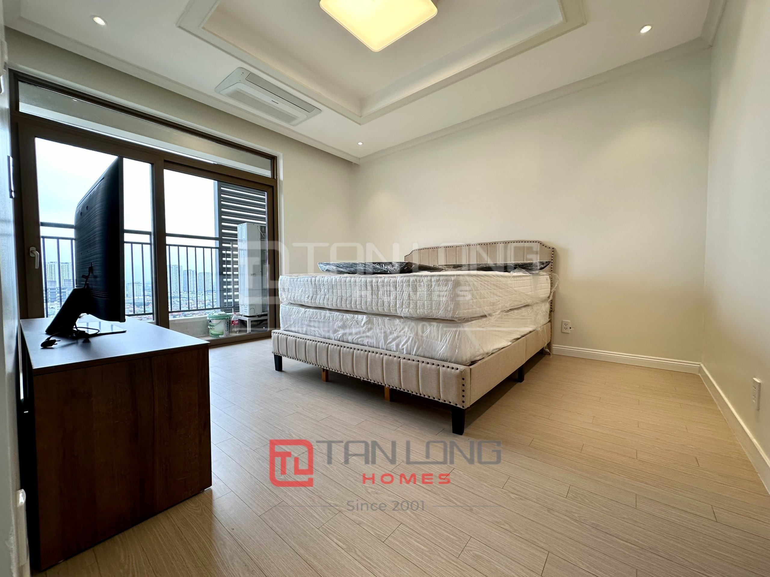 Bán căn hộ 3 phòng ngủ 113m2 mới nguyên bản tòa 901 Starlake, giá hợp lý 8