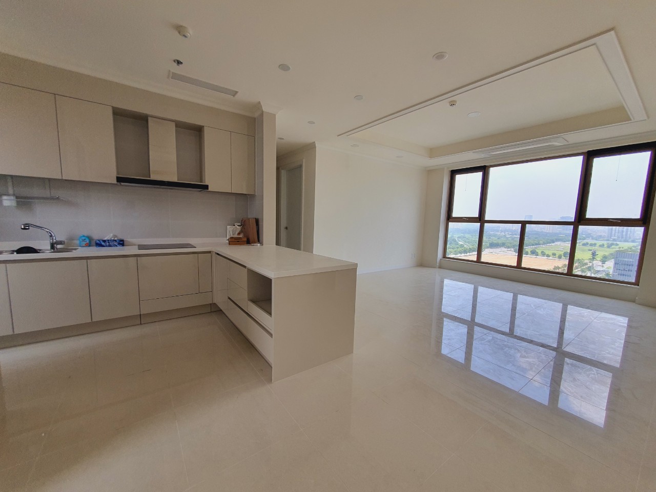 Bán căn hộ 3PN loại F tòa 902 chung cư Starlake Tây Hồ Tây 2