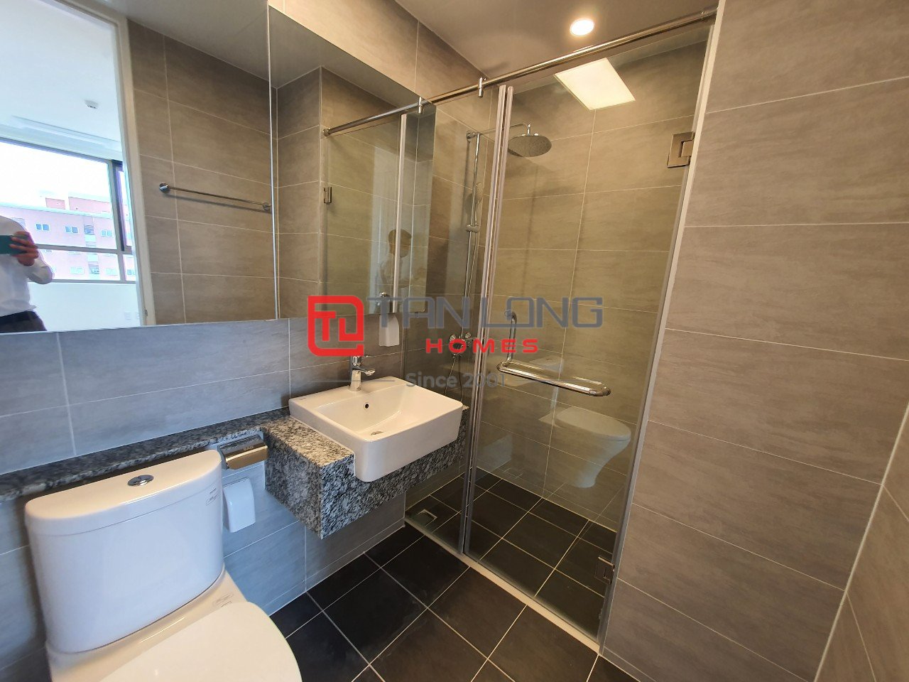 Bán căn hộ 4 ngủ 154m2 - Mẫu K, đồ cơ bản view bể bơi Starlake 13