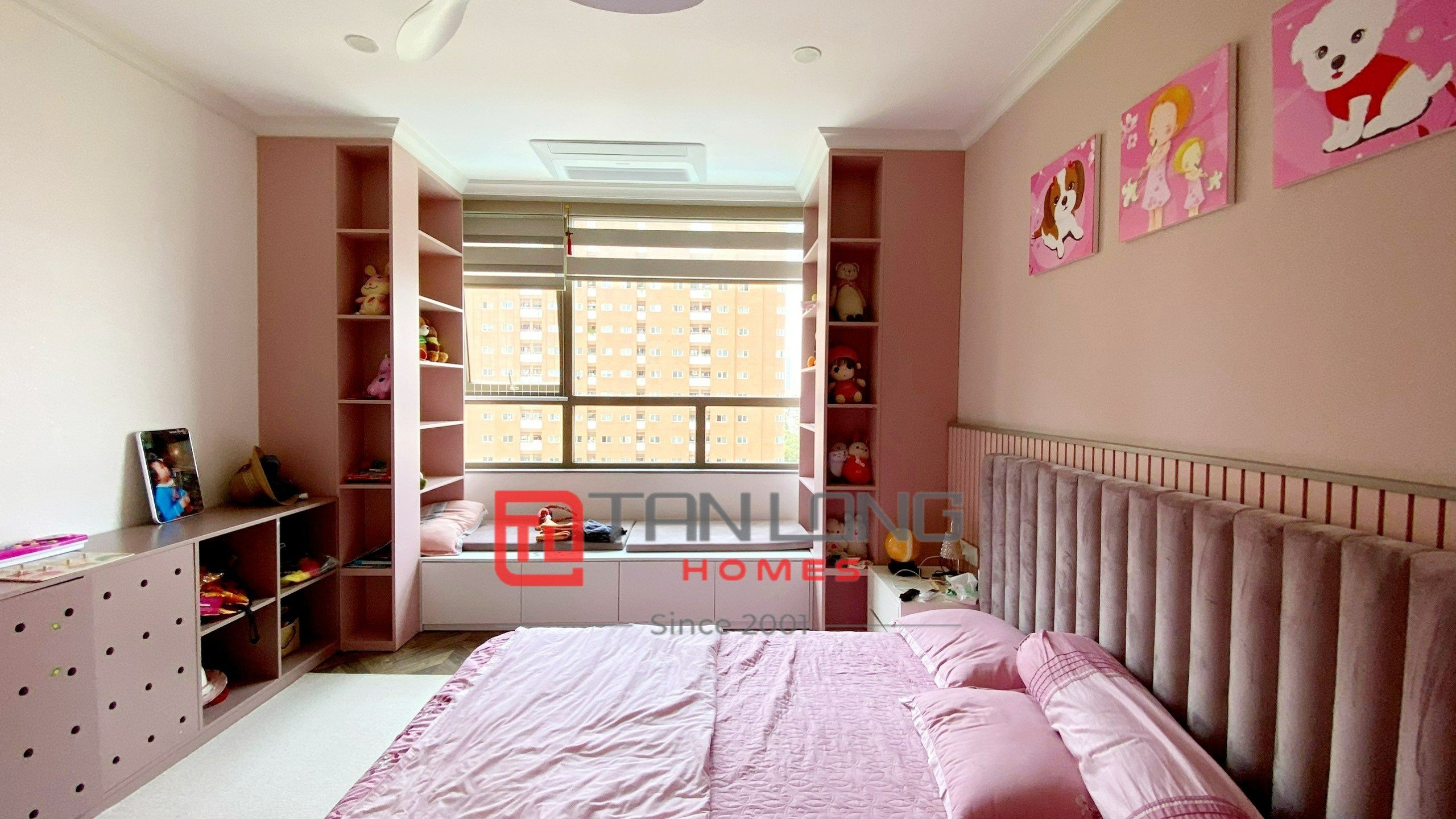 Bán căn hộ 4PN/155m2 đẳng cấp, full đồ nhập khẩu tại Starlake 19
