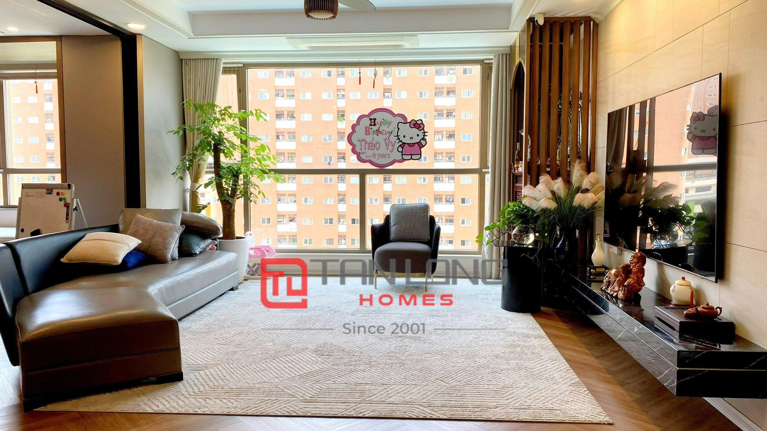 Bán căn hộ 4PN/155m2 đẳng cấp, full đồ nhập khẩu tại Starlake 5