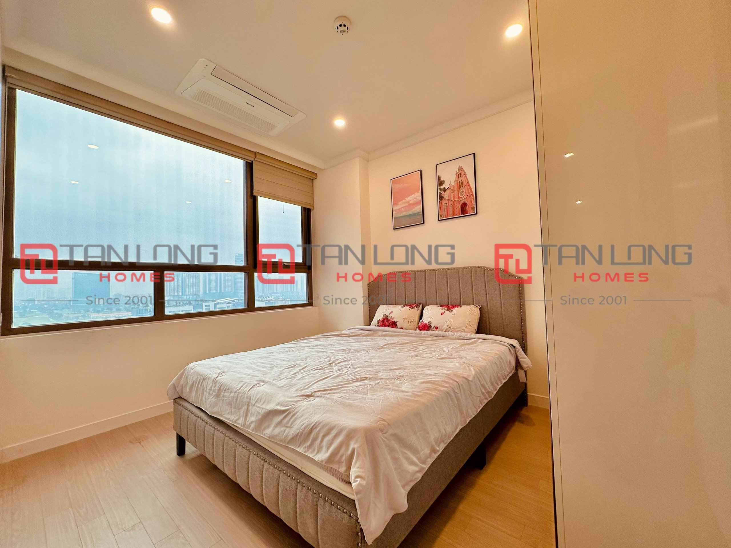 Bán chung cư Starlake 3PN/109.8m2 full đồ tầng trung view biệt thự tòa 903 7