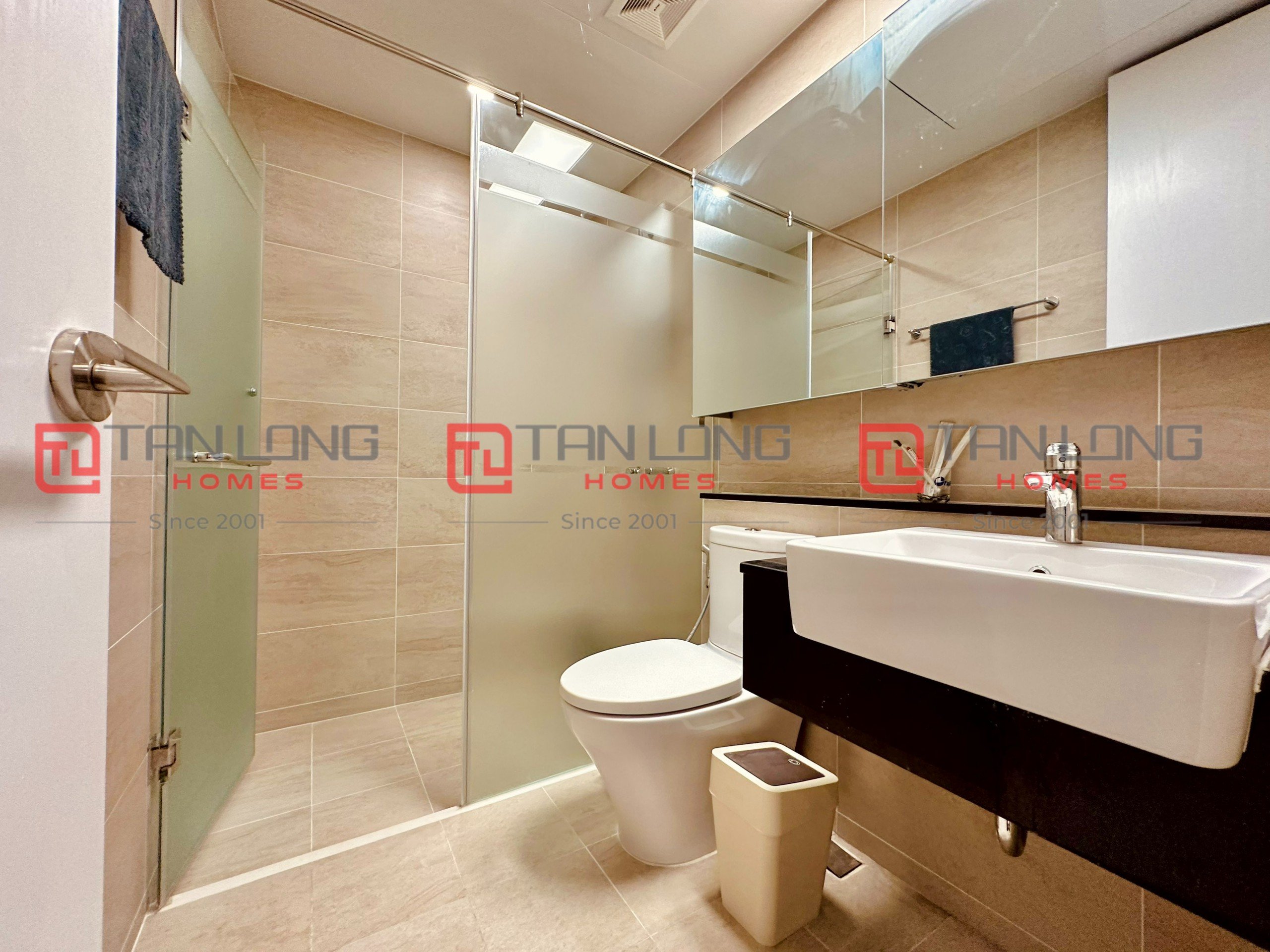 Bán chung cư Starlake 3PN/109.8m2 full đồ tầng trung view biệt thự tòa 903 10