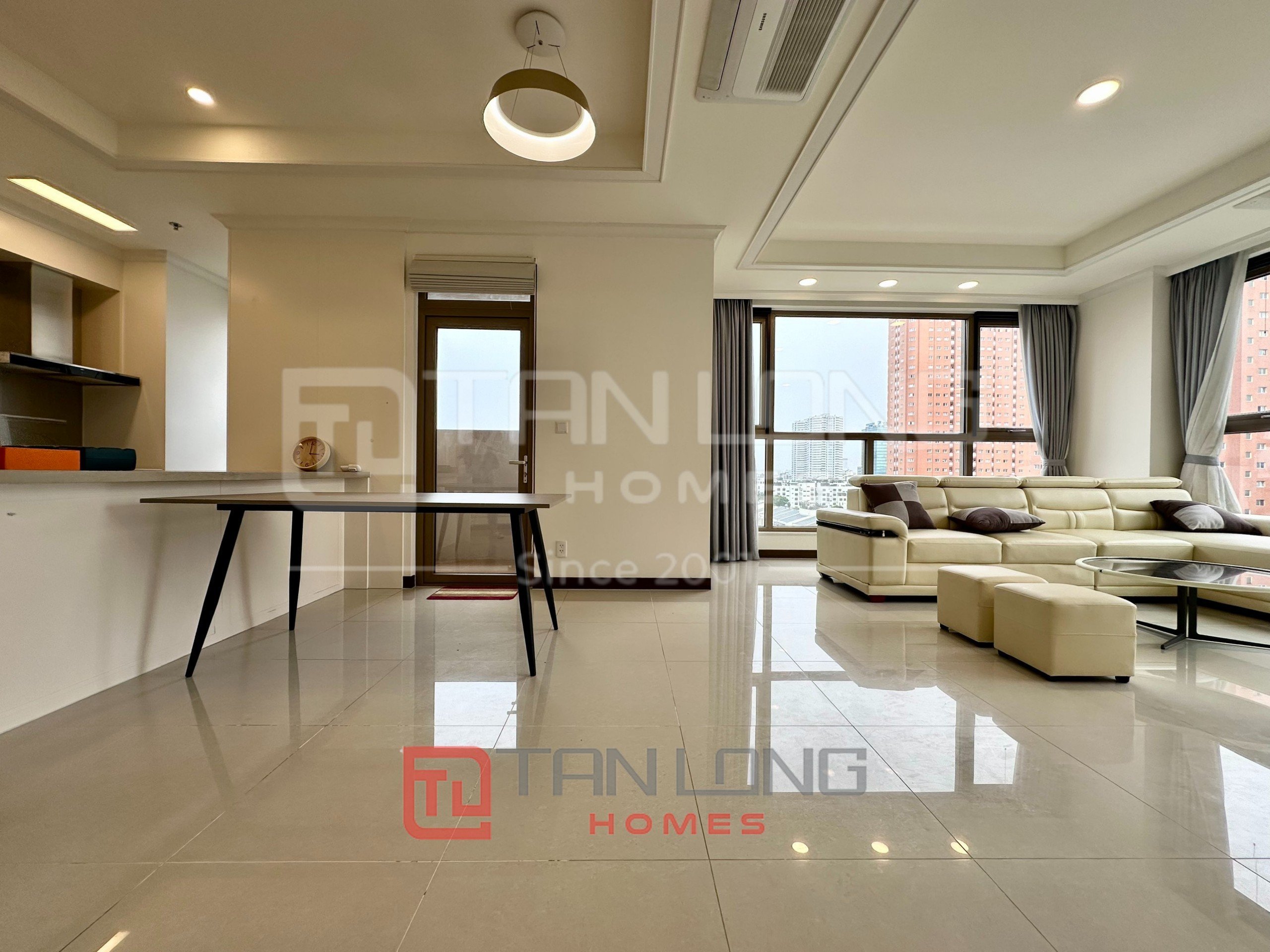 BÁN GẤP! Căn hộ 3 ngủ 125,4m2 - Mẫu H ban công Đông Nam tòa 903 Starlake 3
