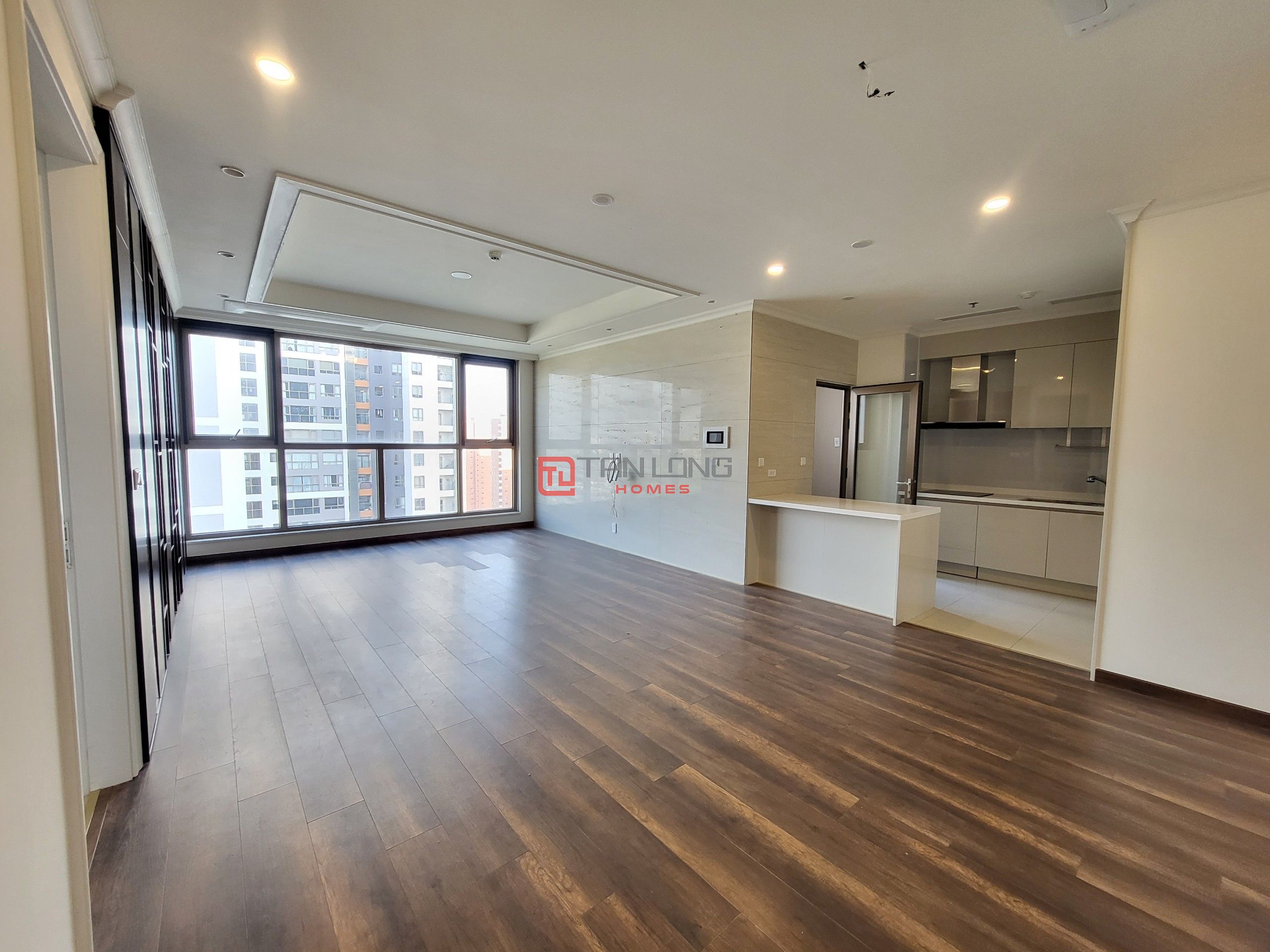 Bán nhanh căn 3 ngủ 113,21m2 view Hồ tầng cao, hướng Đông tại tòa 901A Starlake 3