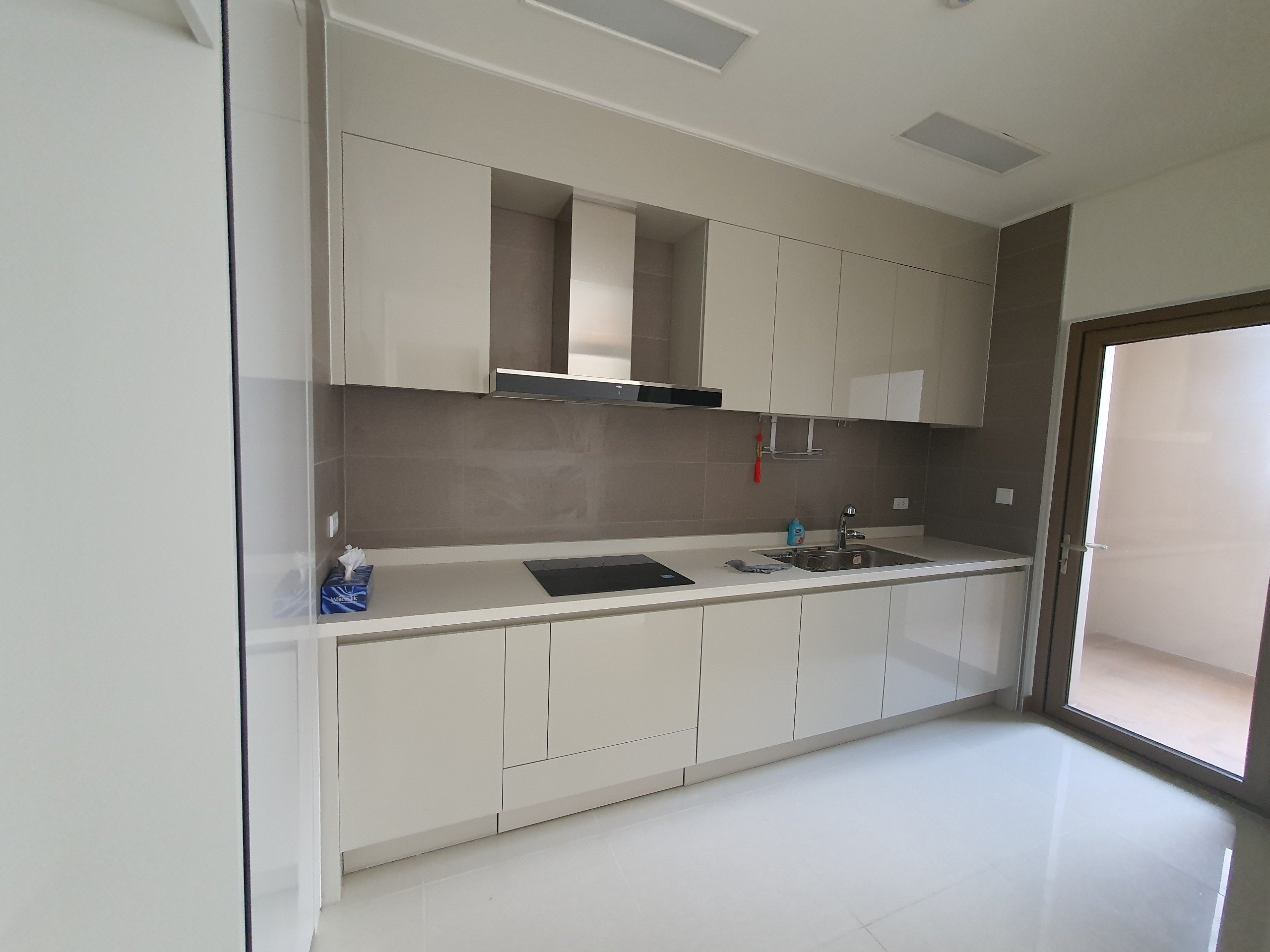 Cần bán căn hộ 2 phòng ngủ giá rẻ nhất chung cư cao cấp Starlake 3