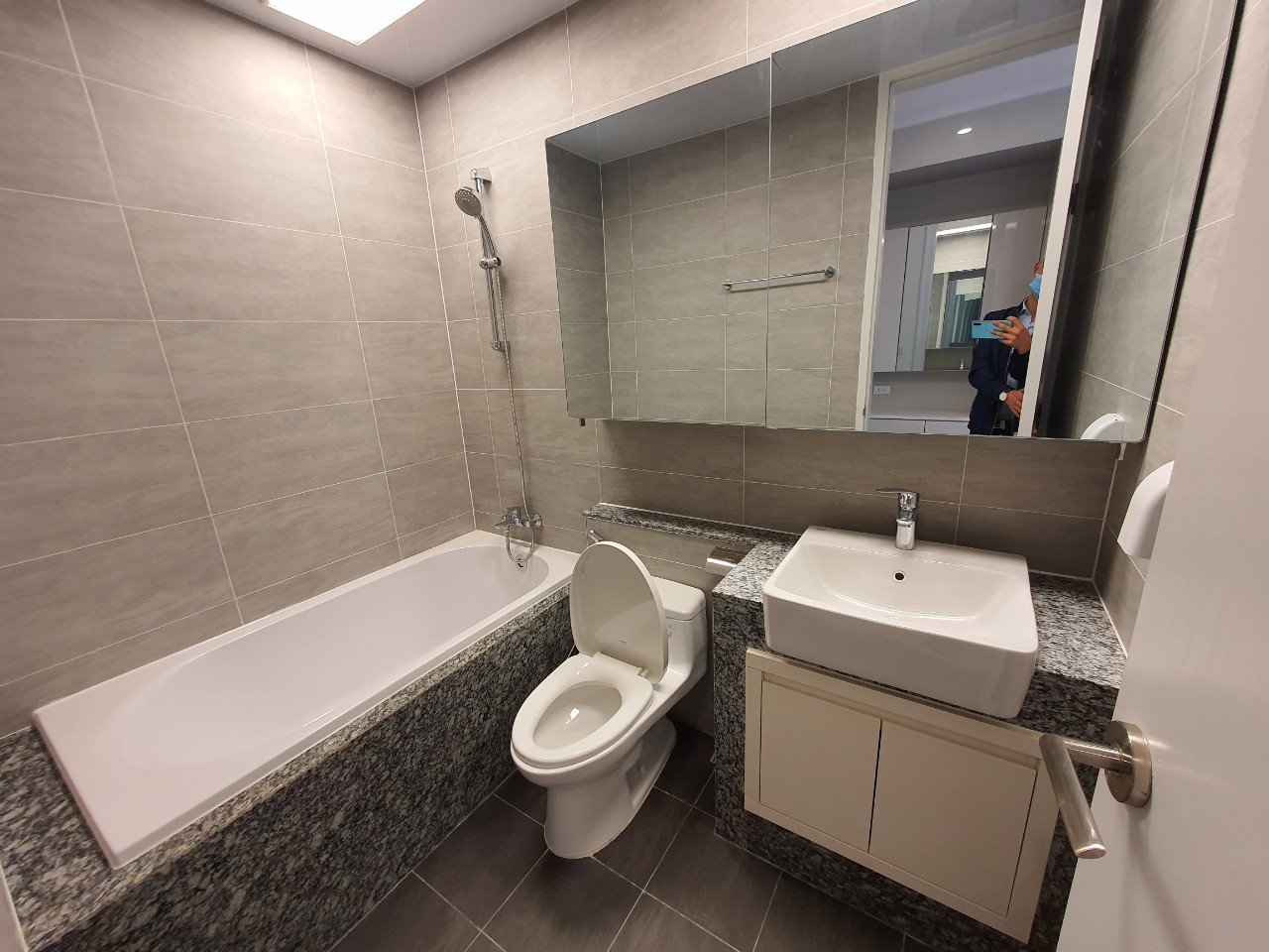 Cần bán căn hộ 3PN tòa 903B nhà mới chưa ở chung cư Starlake Tây Hồ Tây 7