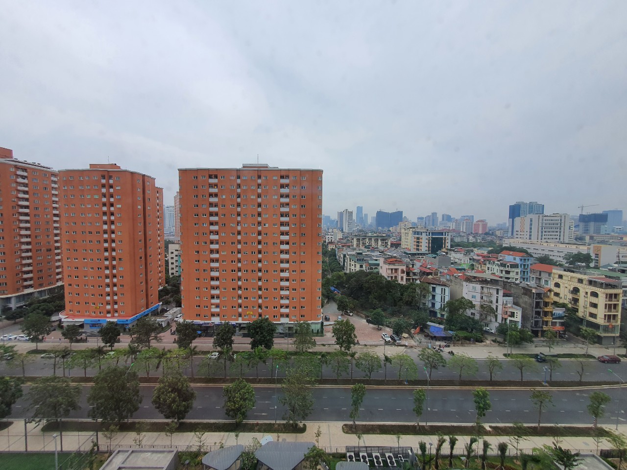 Chính chủ bán căn hộ 2 phòng ngủ 100m2 giá cực tốt chung cư Starlake 12