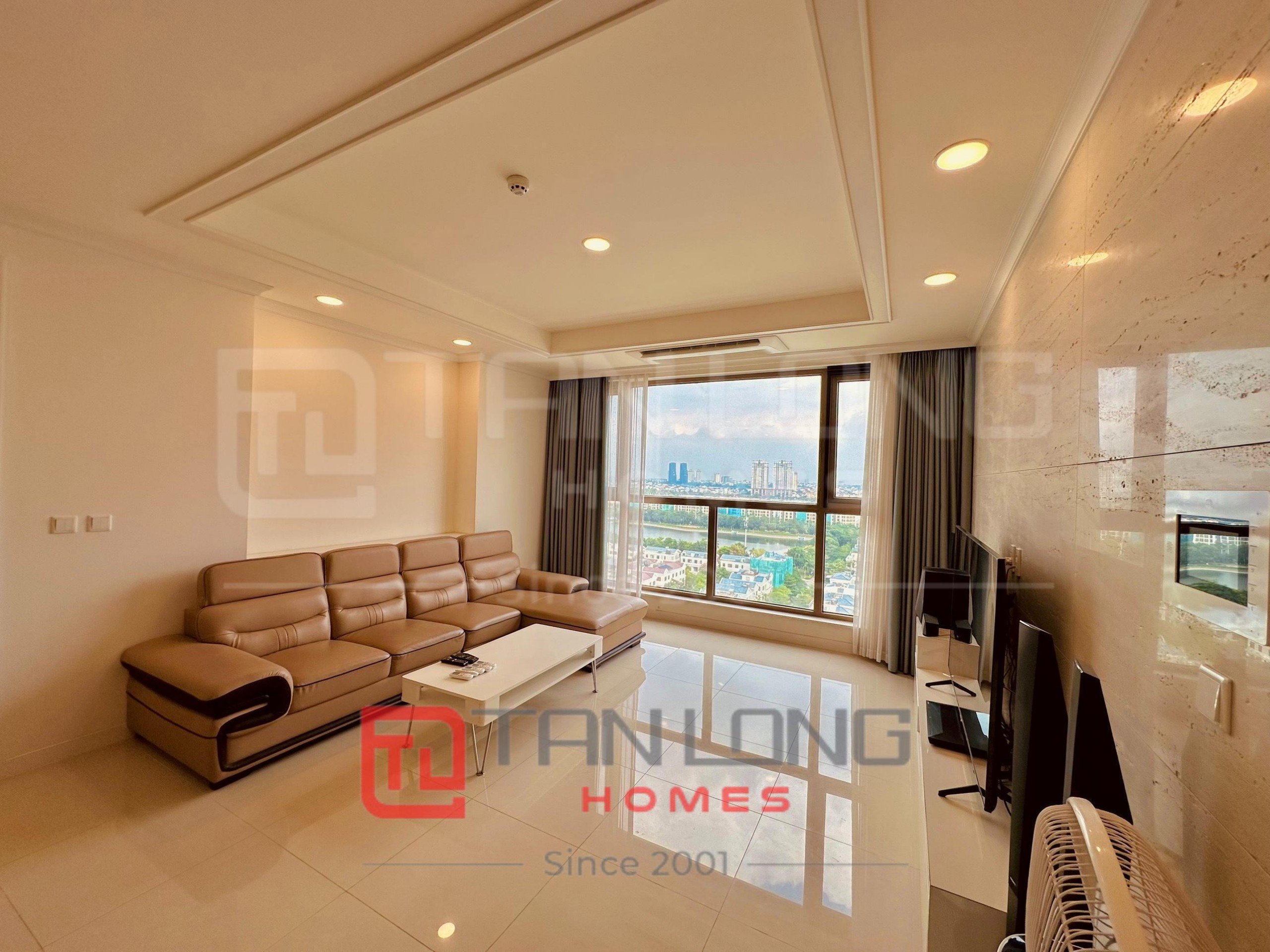 Chính chủ bán căn hộ 3 ngủ 113m2 mẫu G full đồ đẹp tòa 903 Starlake 1
