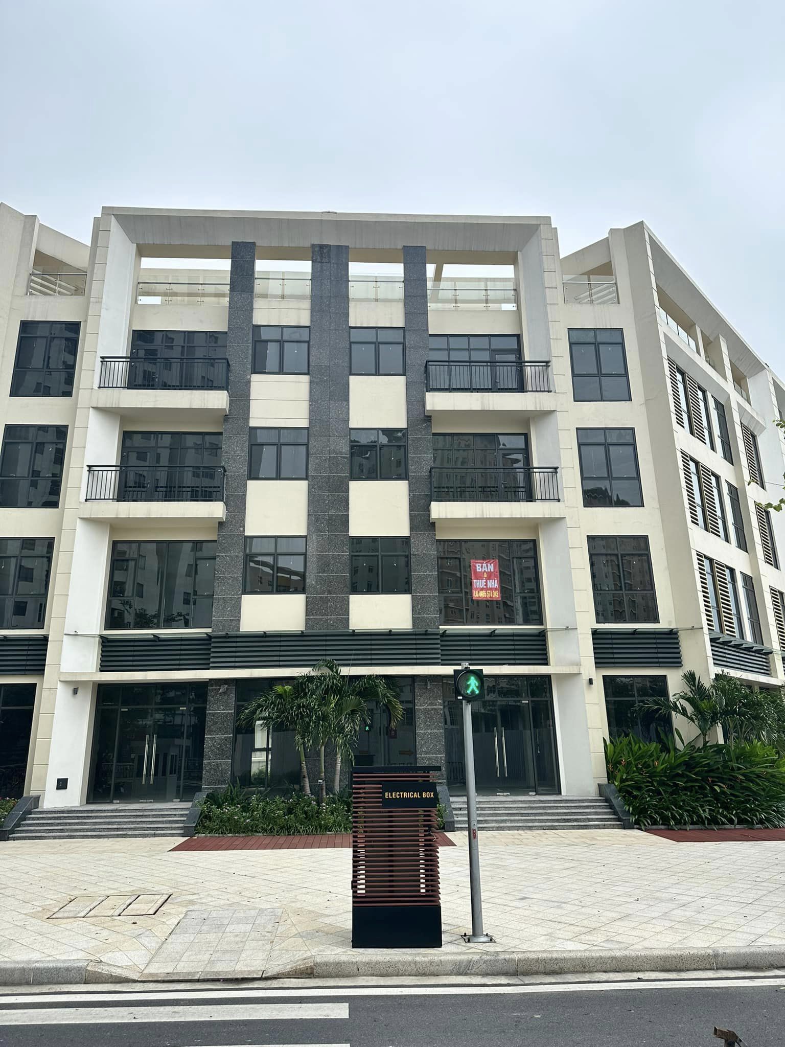 Chính chủ bán Shophouse K3 Starlake: 285m2 x 3 tầng cơ bản, kinh doanh tốt 4