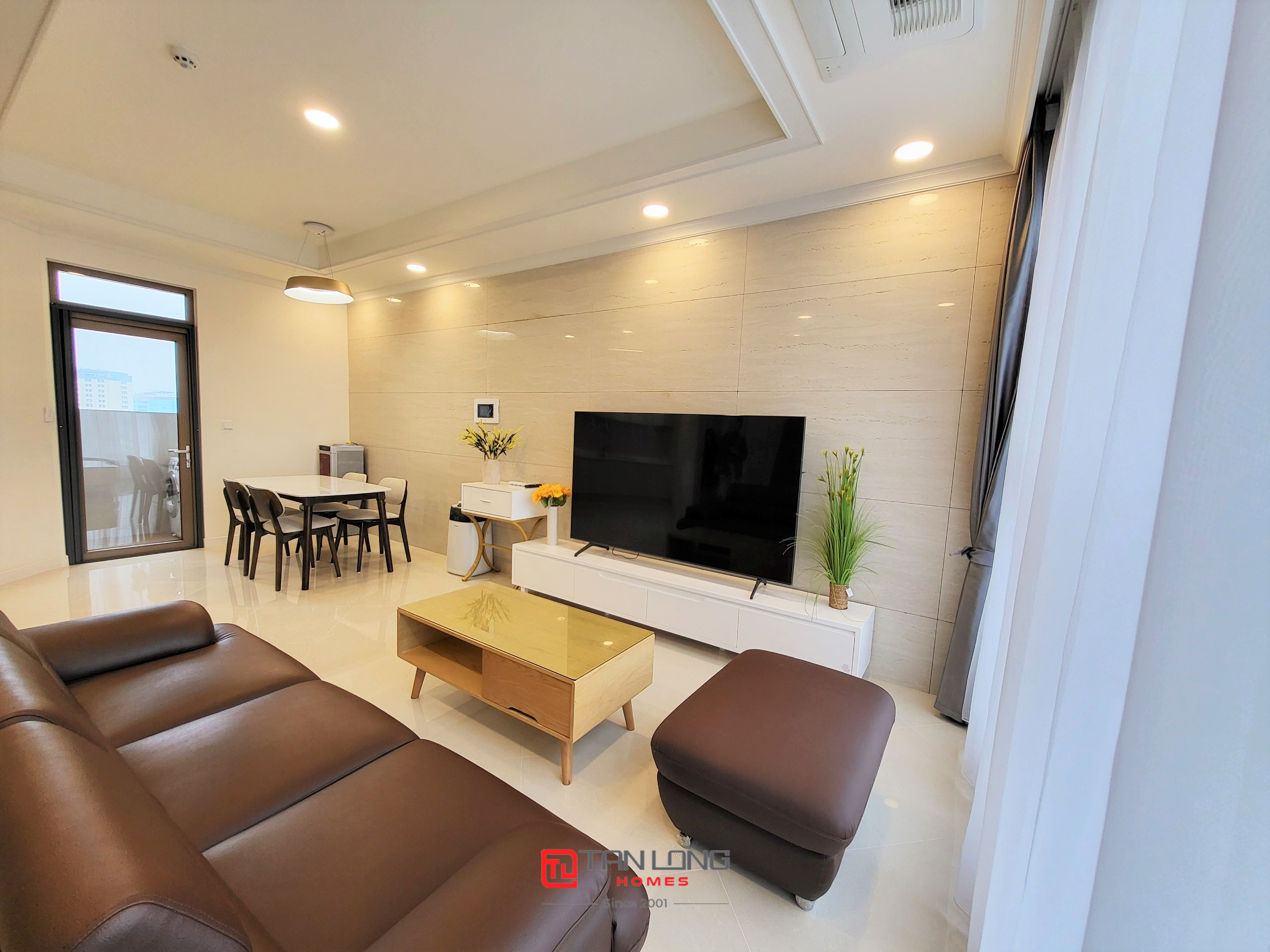 Chính chủ cho thuê căn 3PN/110m2 tầng trung view đẹp, full đồ mới tại 901 Starlake 1