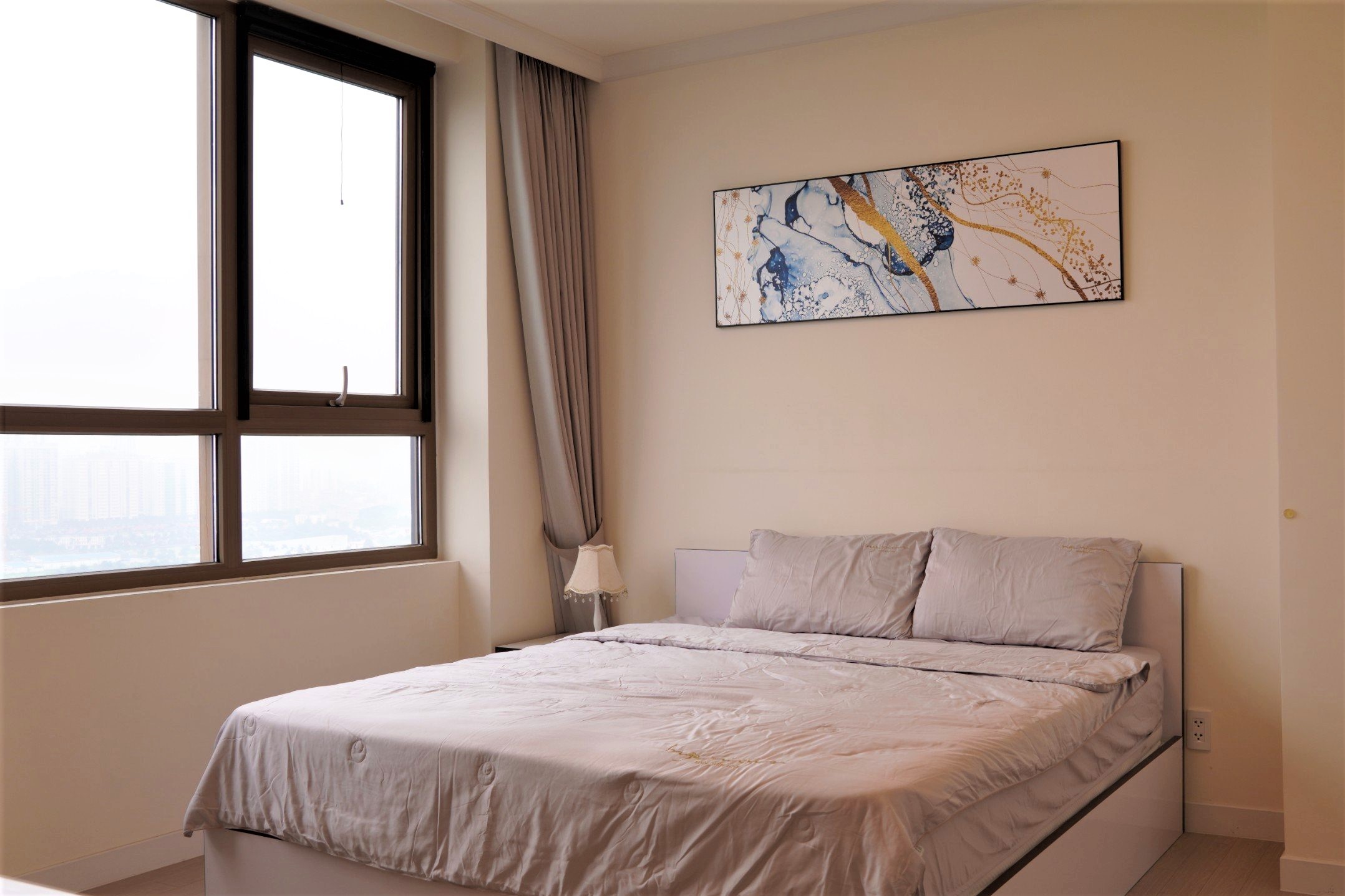 Chính chủ cho thuê căn hộ 3 ngủ 112m2 full đồ tầng cao tòa 902 Starlake 11