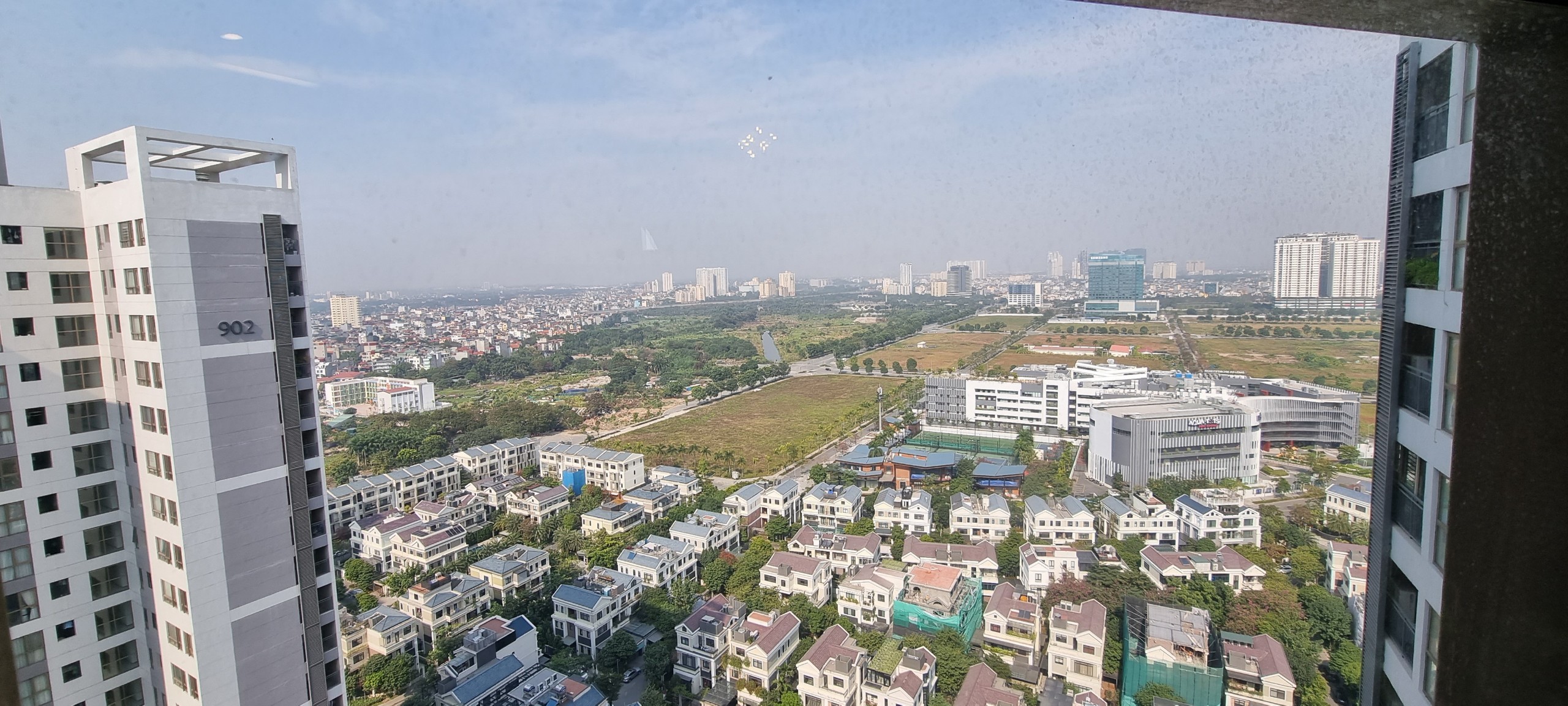 Chính chủ cho thuê căn hộ 3PN/109,82m2 tầng cao view đẹp tại 903 Starlake 8