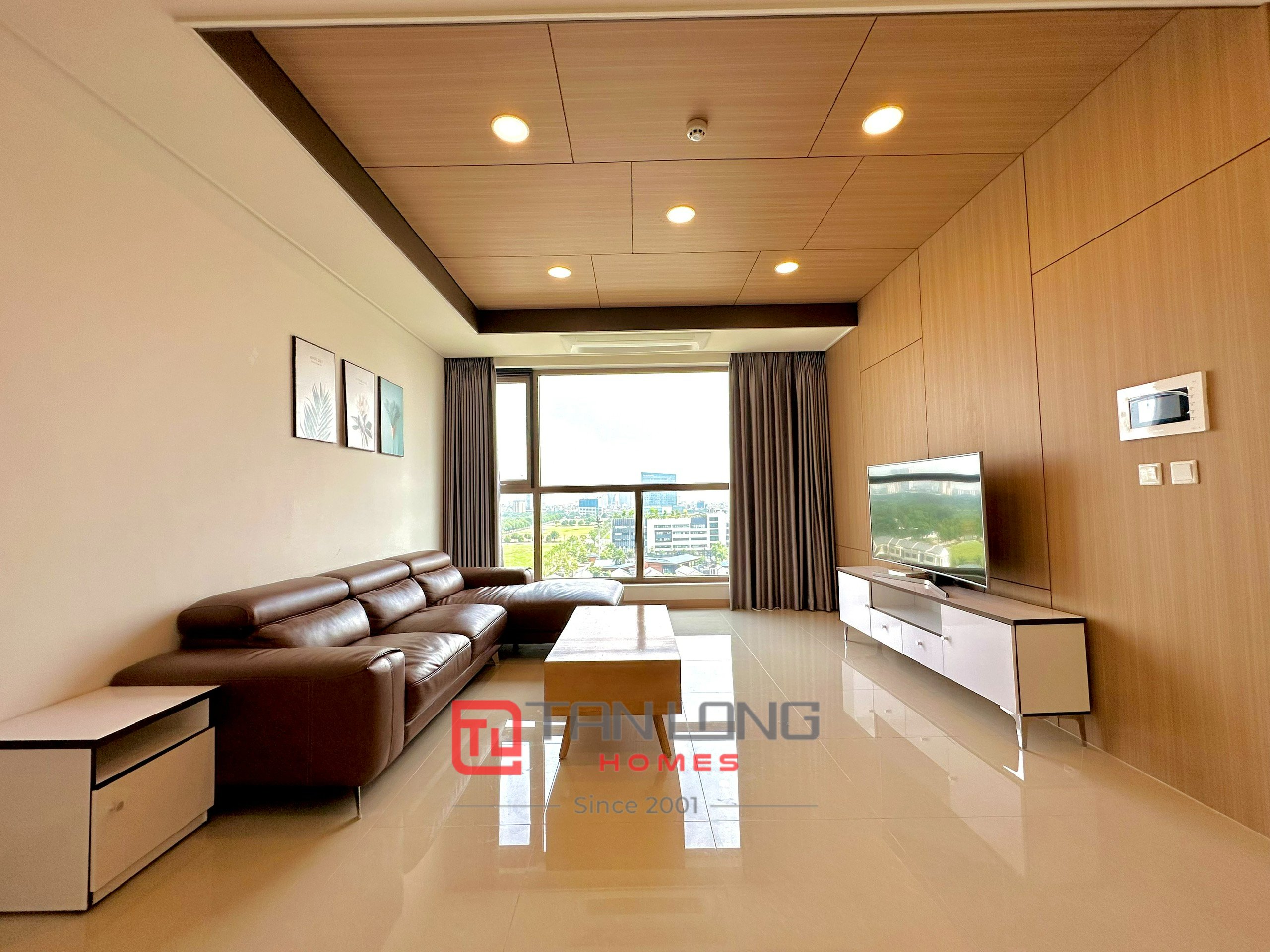 Chính chủ cho thuê căn hộ cao cấp 2 ngủ 91m2 view biệt thự tòa 902 Starlake 3