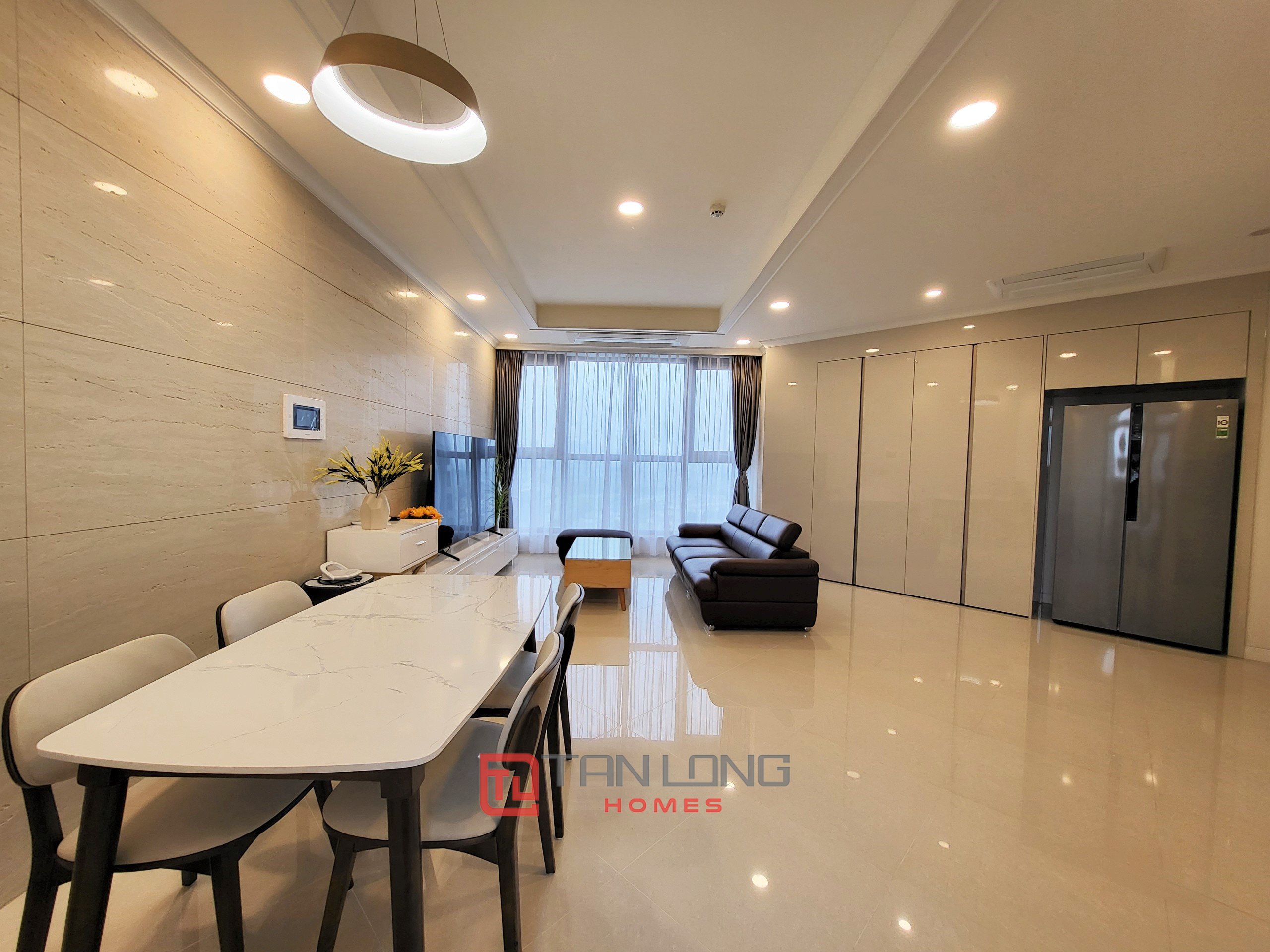Chính chủ gửi thuê căn 3PN/110m2 hướng Đông view biệt thự tại tòa 901 Starlake 3