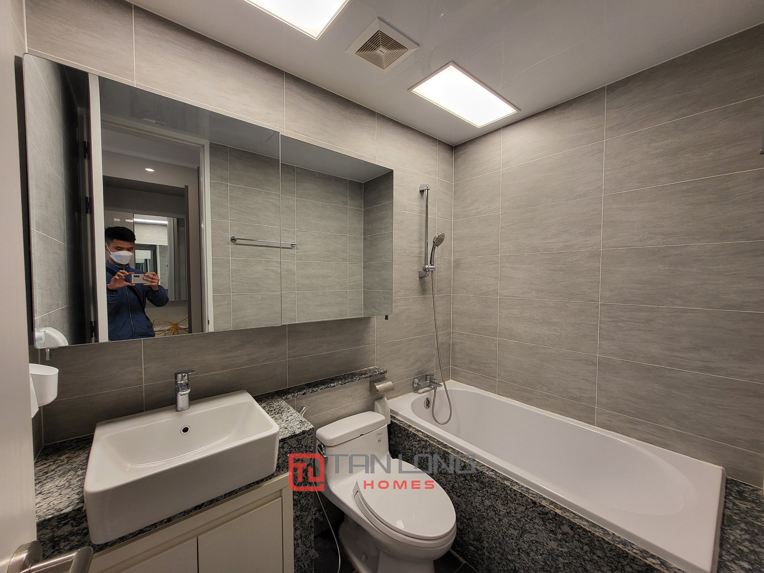 Chính chủ gửi thuê căn 3PN/110m2 hướng Đông view biệt thự tại tòa 901 Starlake 11