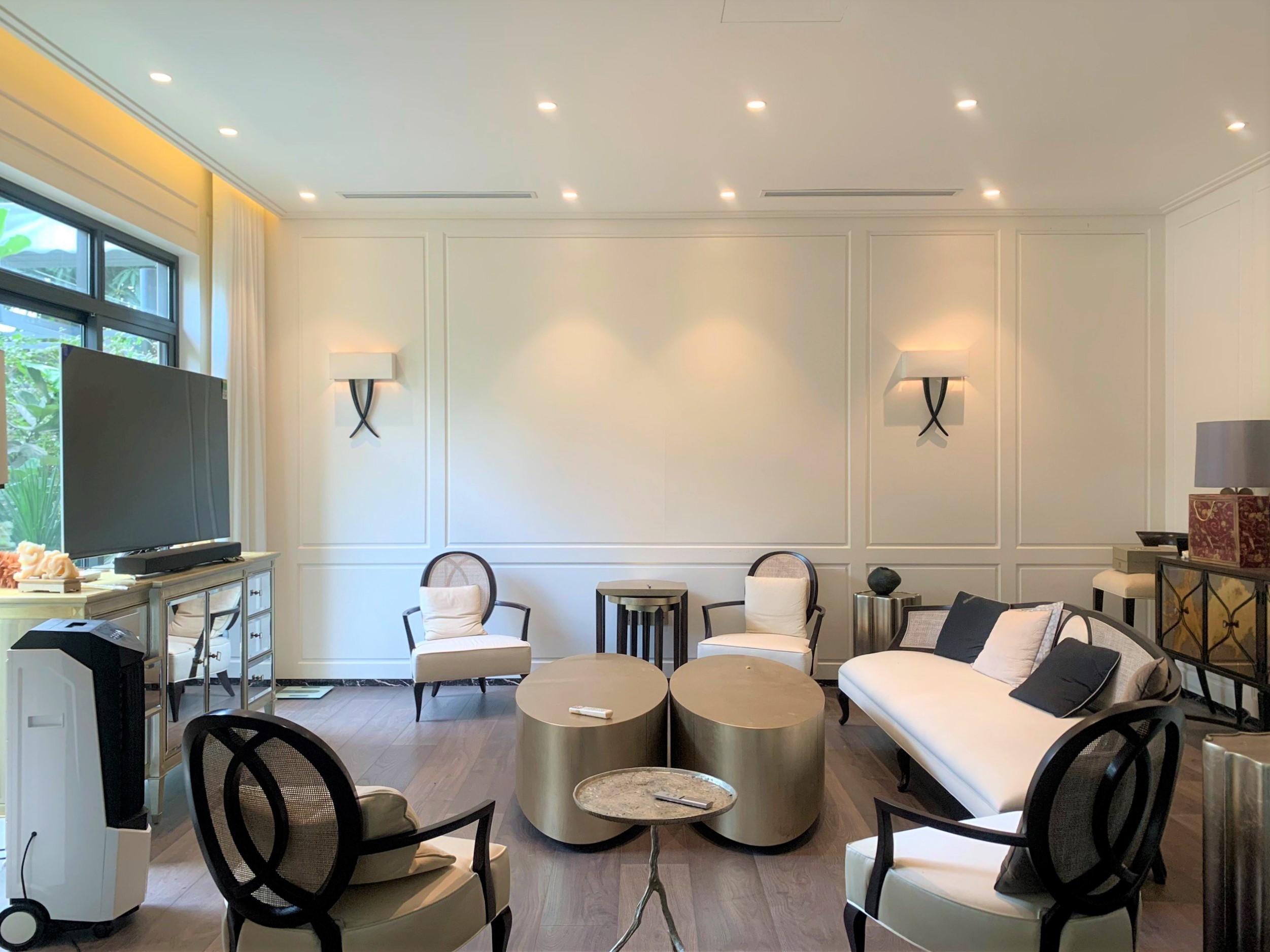Cho thuê biệt thự 222m2 x 3 tầng full đồ nhập khẩu Châu Âu, giá tốt nhất hiện tại 3