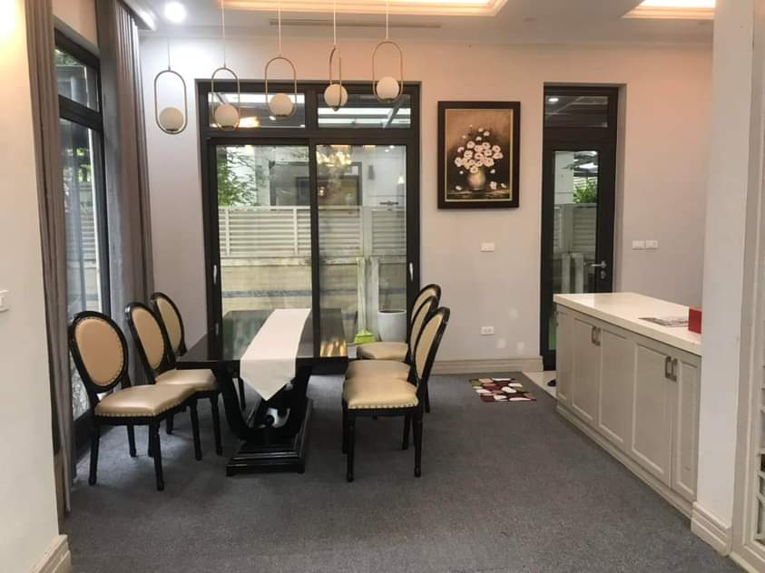 Cho thuê biệt thự 4 ngủ 192,6m2 full đồ mới đẹp tại H10 Starlake Tây Hồ 2