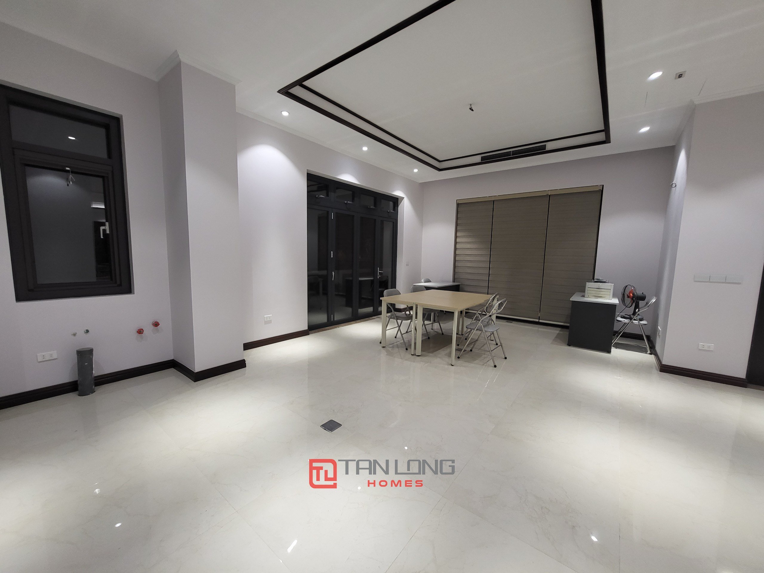 Cho thuê biệt thự đơn lập 313m2 x 3 tầng mới tại H7 Starlake KĐT Tây Hồ Tây 3