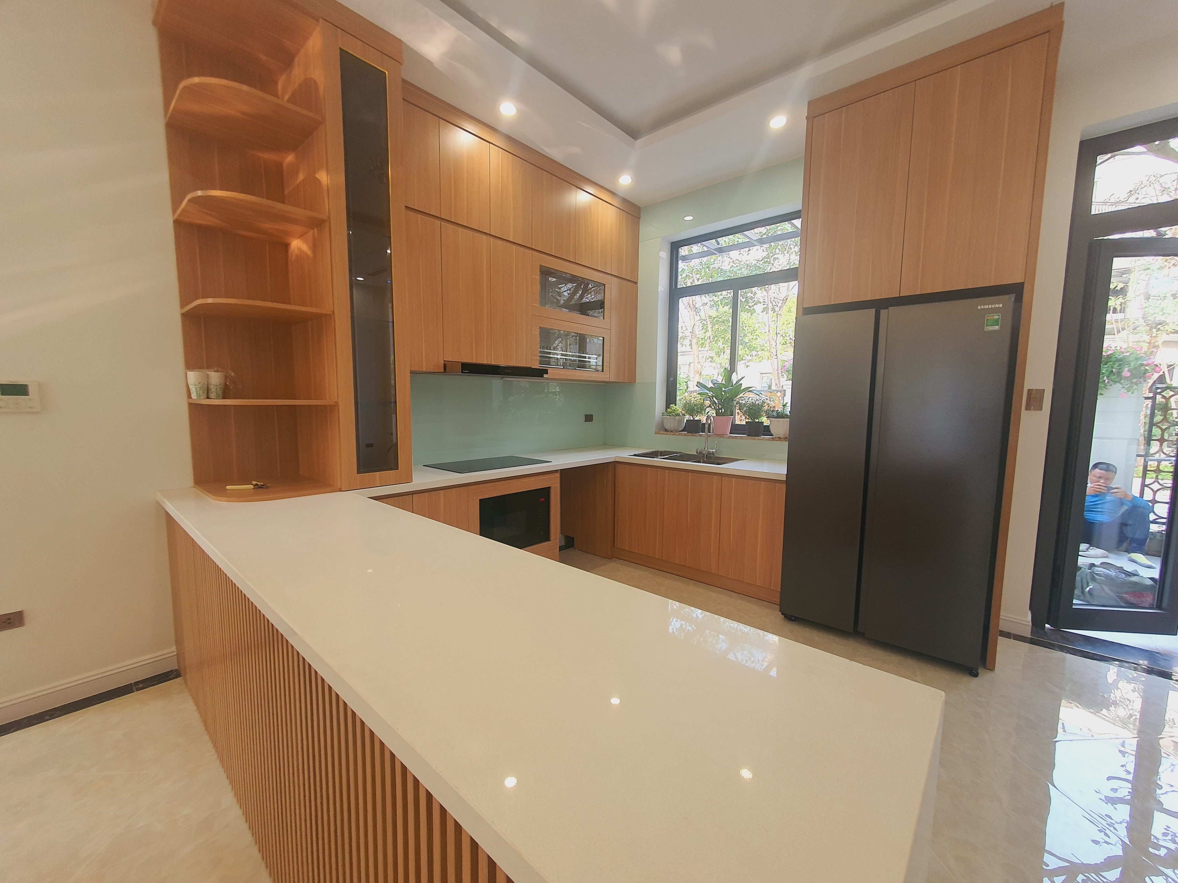 Cho thuê biệt thự full đồ duy nhất tại Starlake Tây Hồ Tây 6