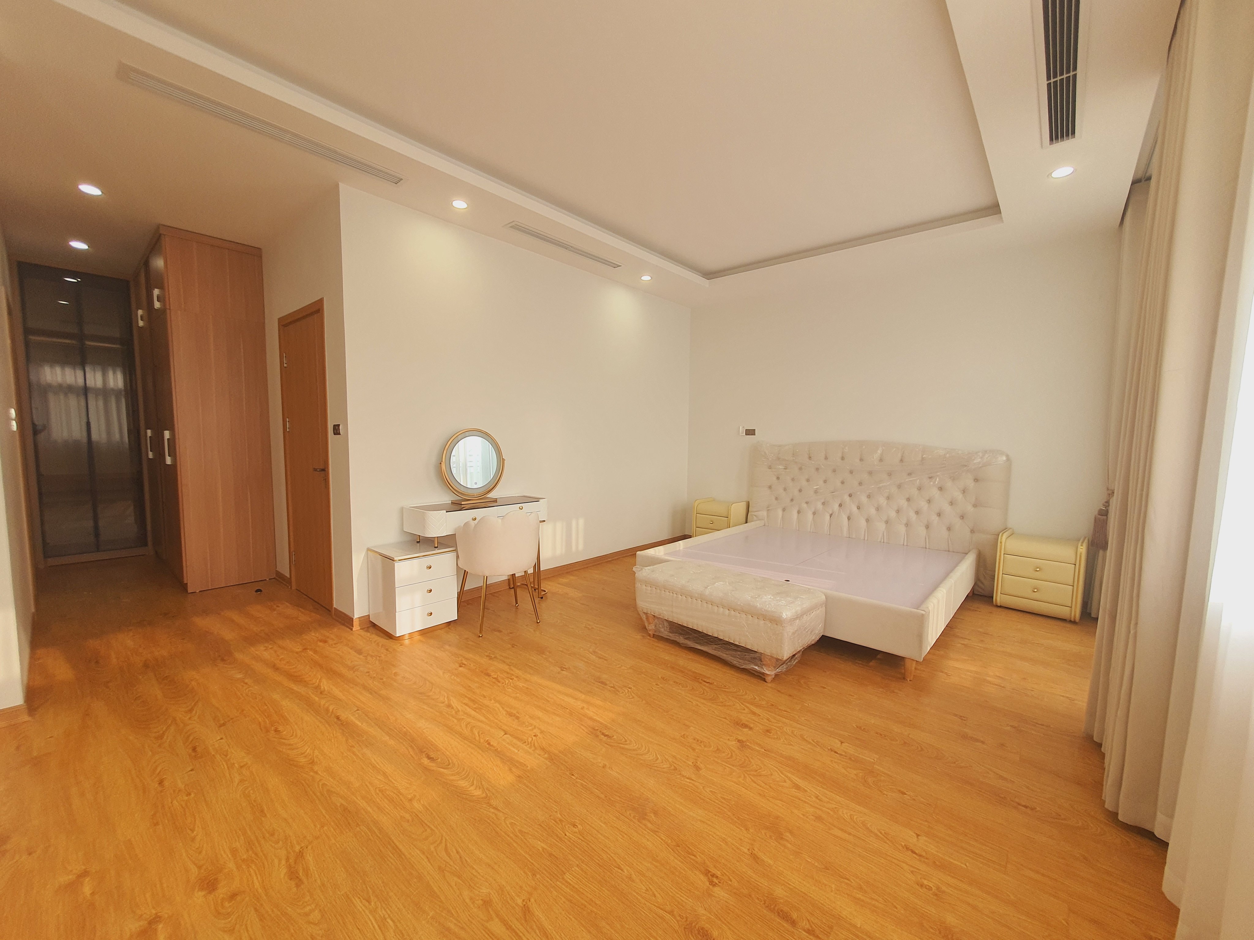 Cho thuê biệt thự full đồ duy nhất tại Starlake Tây Hồ Tây 7
