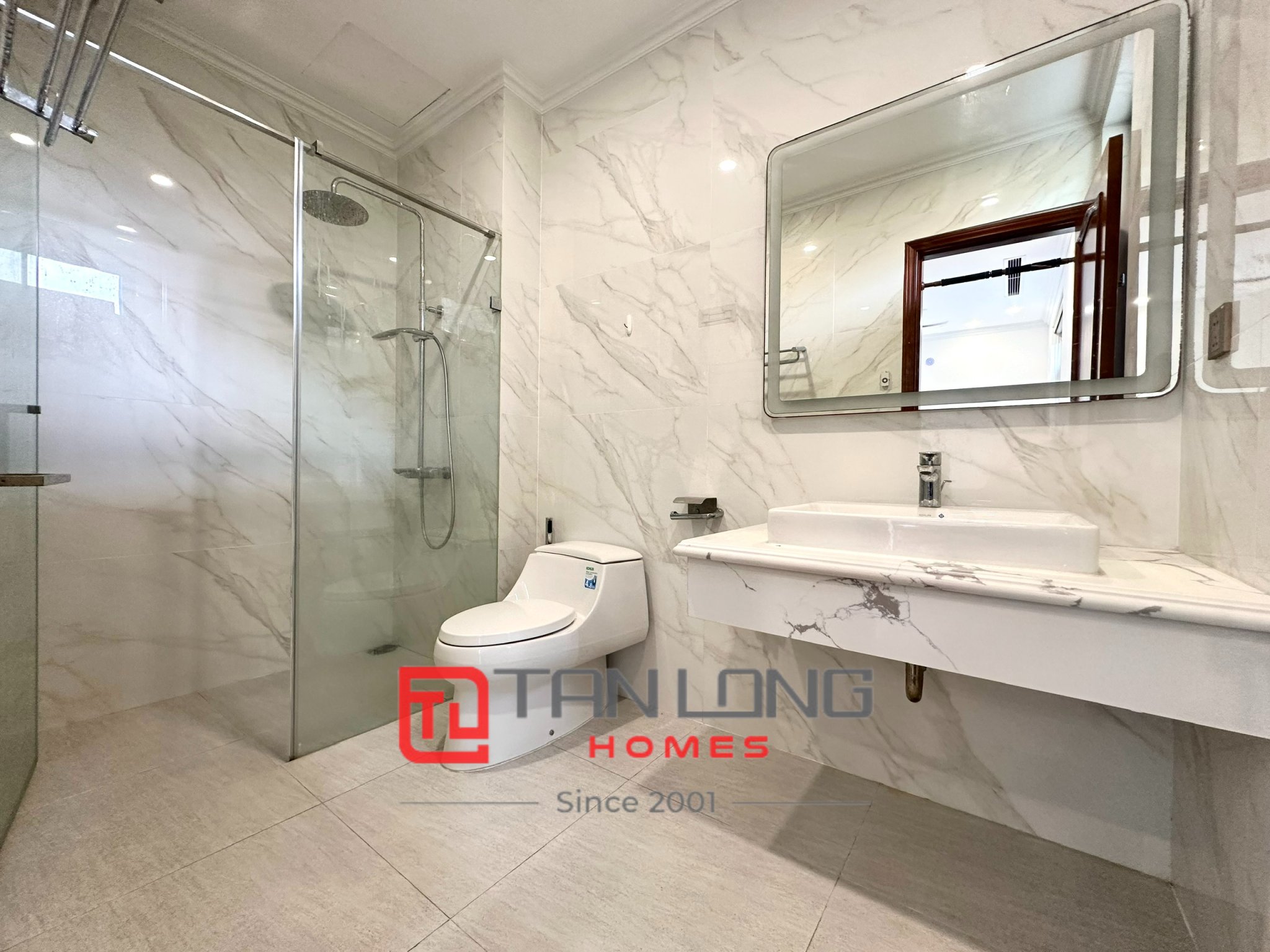 Cho thuê biệt thự H6 Starlake 215m2 full đồ mới, có thang máy, giá cực tốt 25