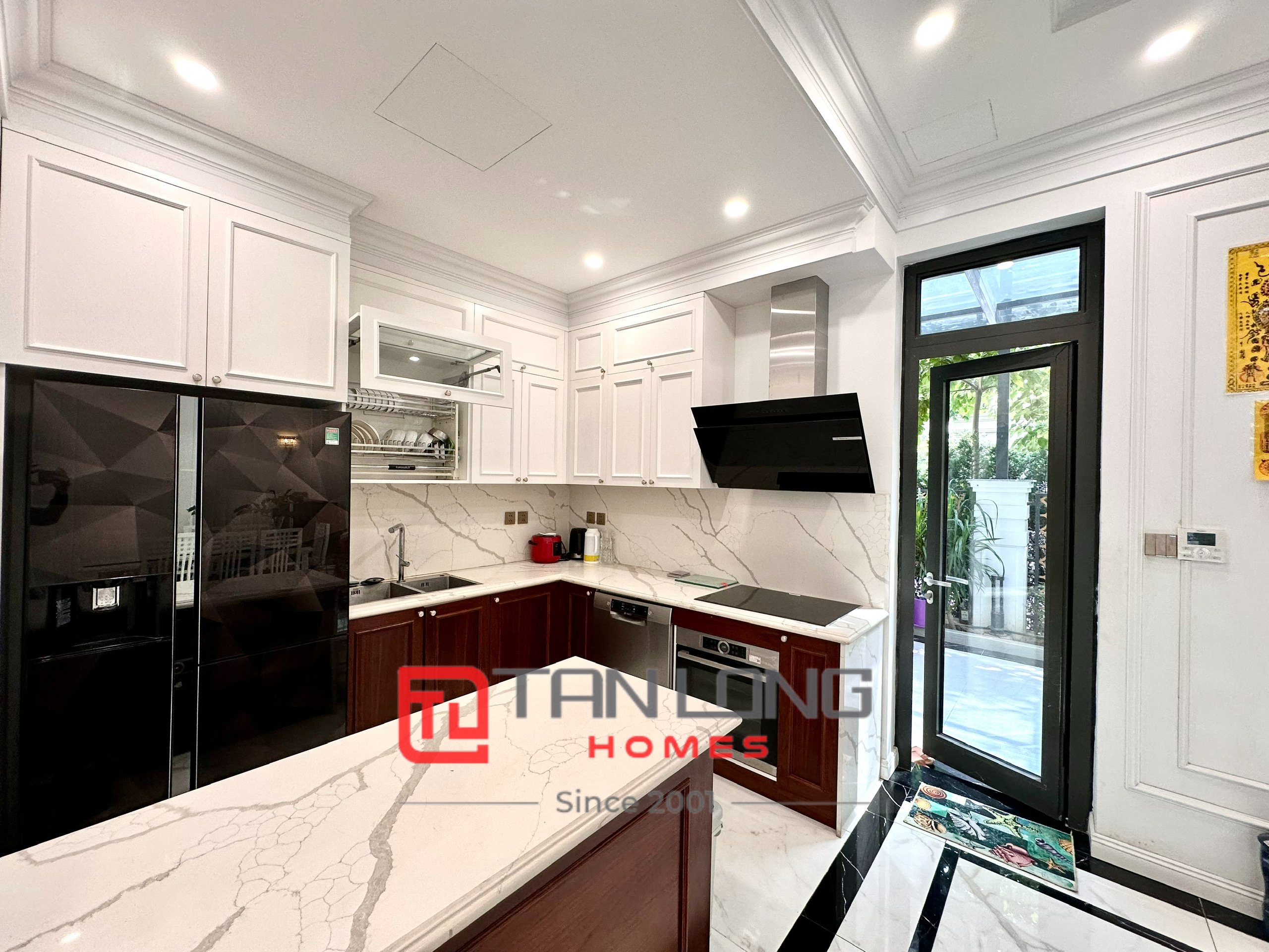 Cho thuê biệt thự song lập H6 Starlake: 5PN/215m2 full đồ nhập khẩu, có thang máy 11