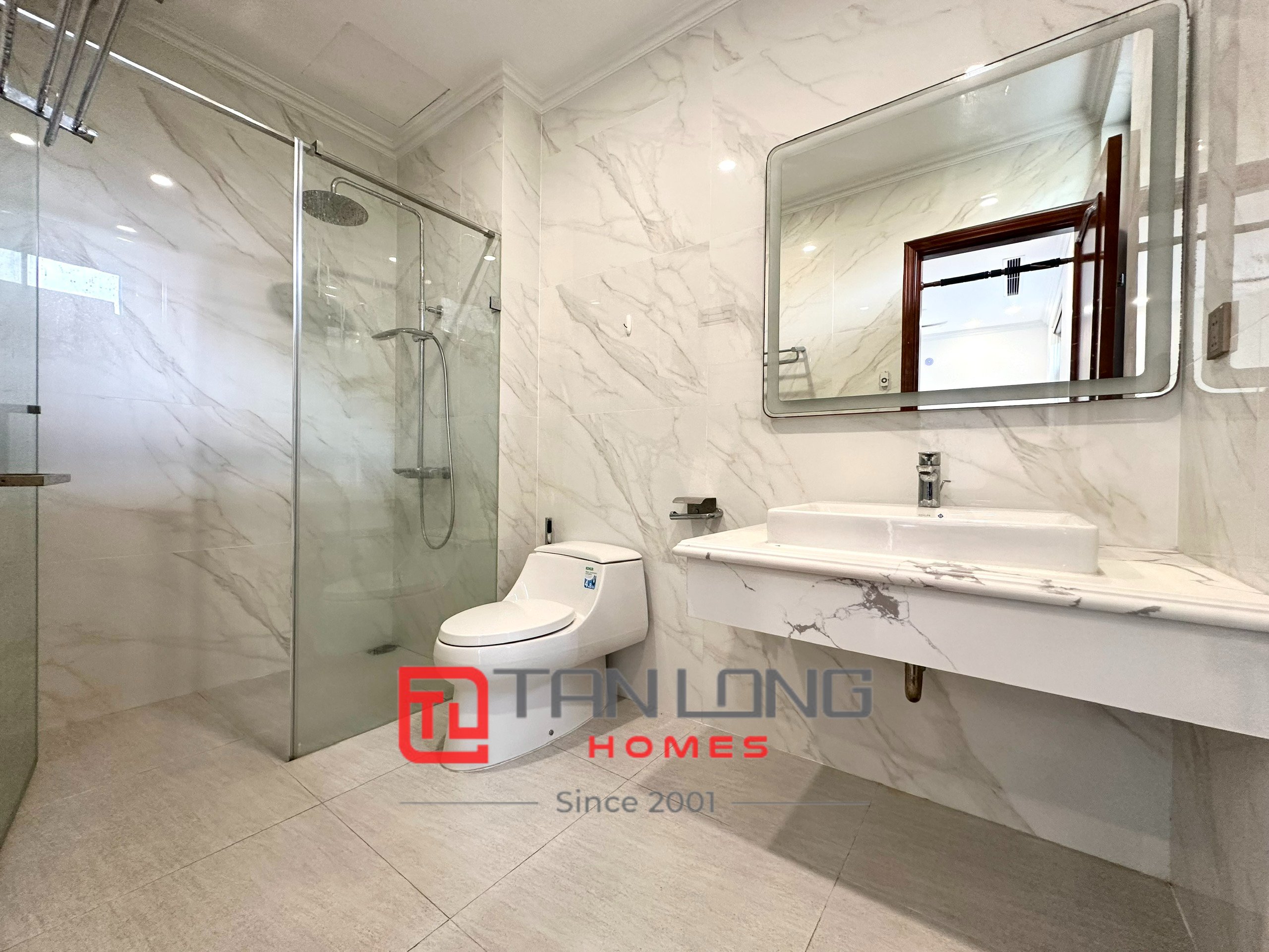 Cho thuê biệt thự song lập H6 Starlake: 5PN/215m2 full đồ nhập khẩu, có thang máy 25
