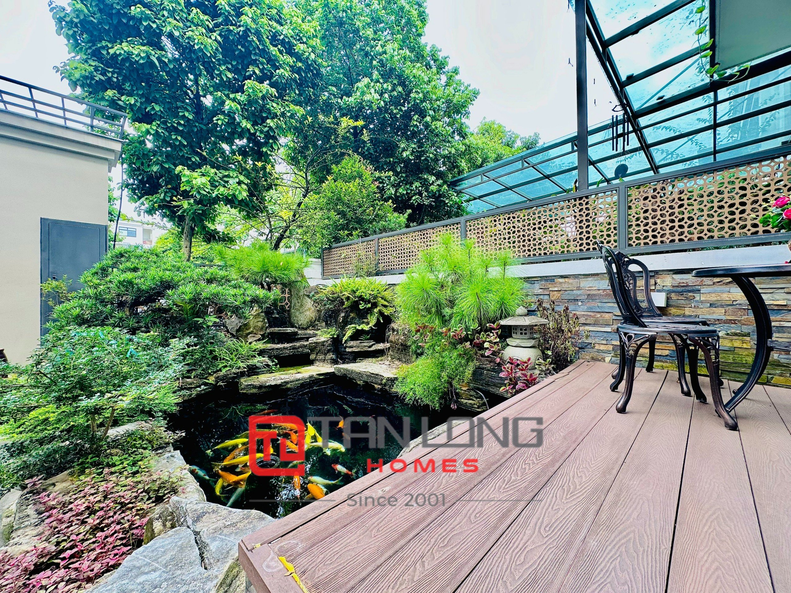 Cho thuê biệt thự song lập H6 Starlake: 5PN/215m2 full đồ nhập khẩu, có thang máy 28
