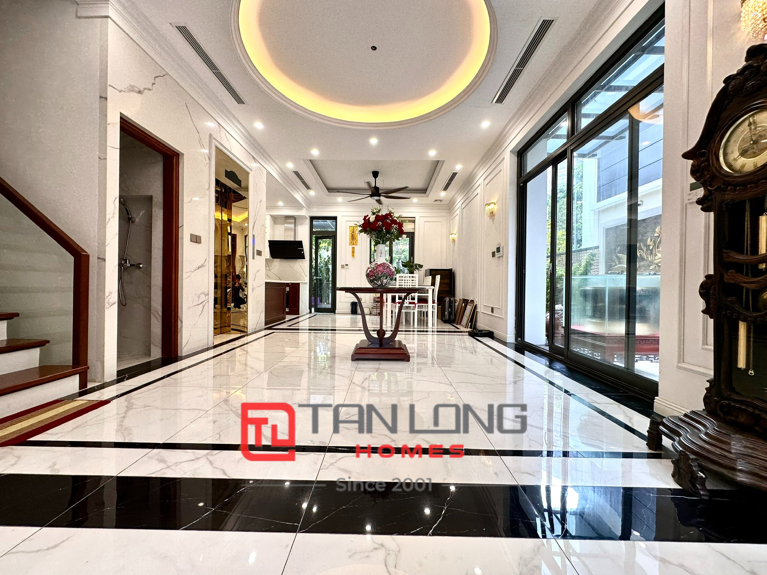 Cho thuê biệt thự song lập H6 Starlake: 5PN/215m2 full đồ nhập khẩu, có thang máy 6