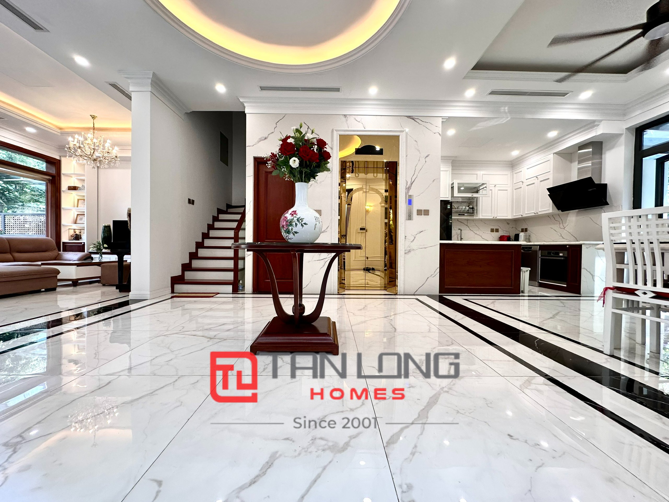 Cho thuê biệt thự song lập H6 Starlake: 5PN/215m2 full đồ nhập khẩu, có thang máy 7