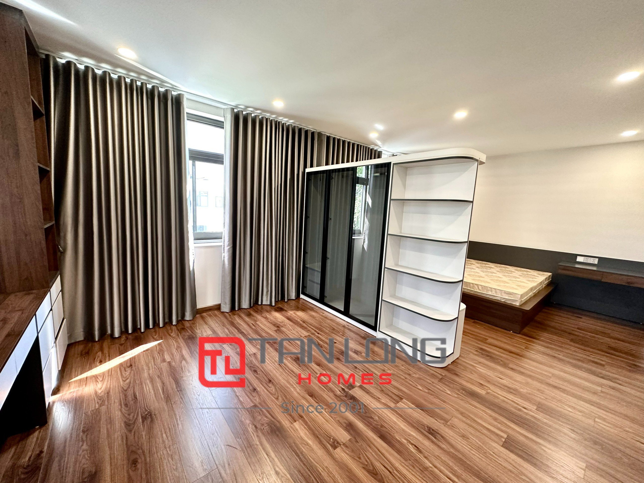 Cho thuê biệt thự Song lập Starlake: 215m2 căn góc 3 mặt thoáng, full đồ nhập khẩu 5