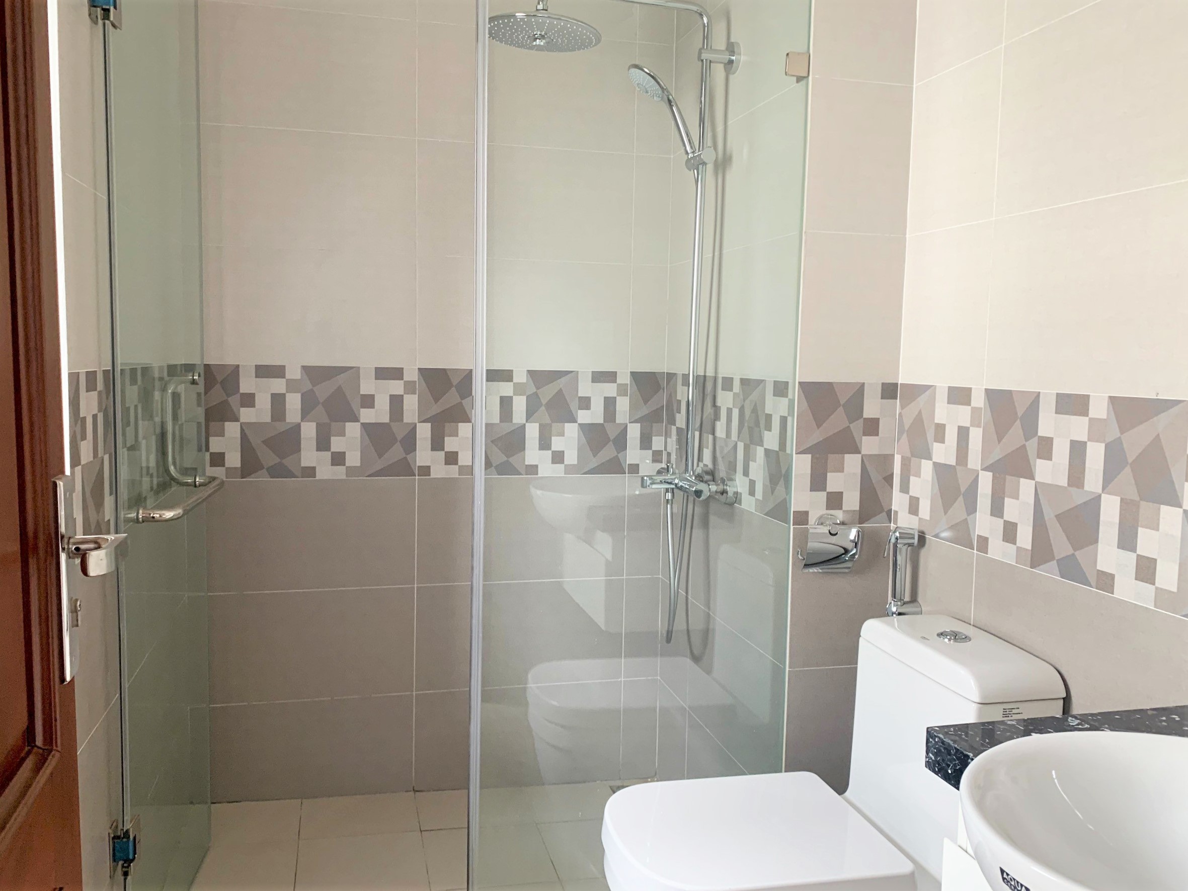 Cho thuê biệt thự song lập Starlake 220m2 x 3 tầng có sân vườn, full đồ mới 15