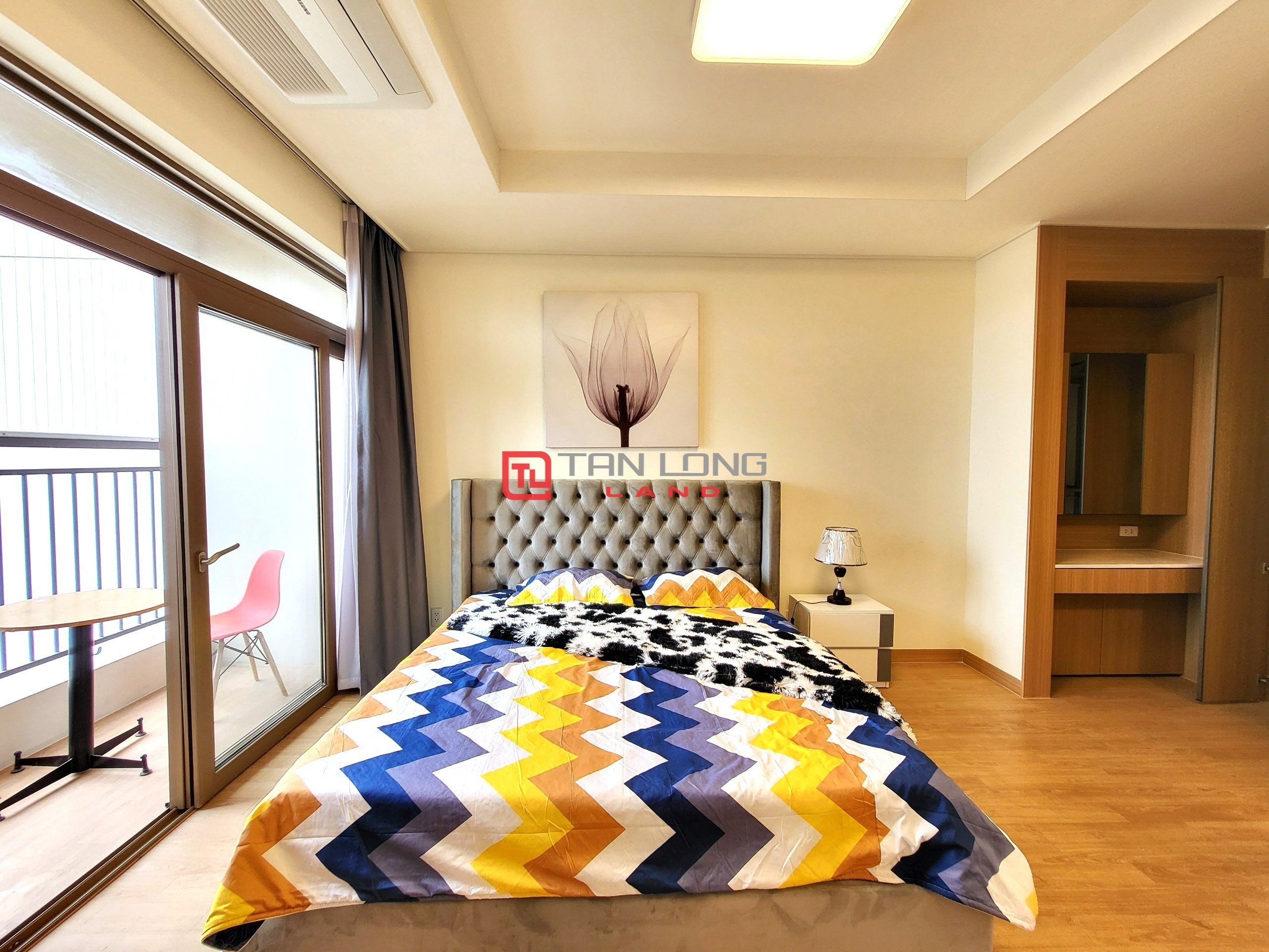 Cho thuê căn 2 ngủ 100m2 full đồ mới tại chung cư cao cấp Starlake tòa 902 11