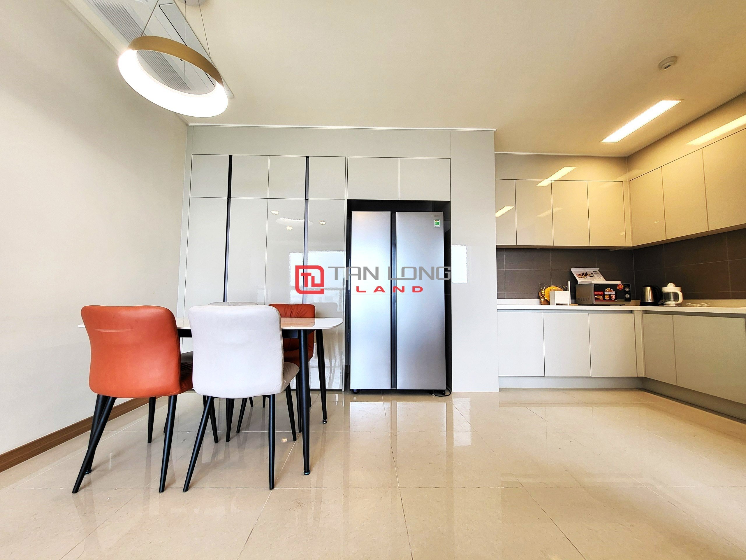 Cho thuê căn 2 ngủ 100m2 full đồ mới tại chung cư cao cấp Starlake tòa 902 6