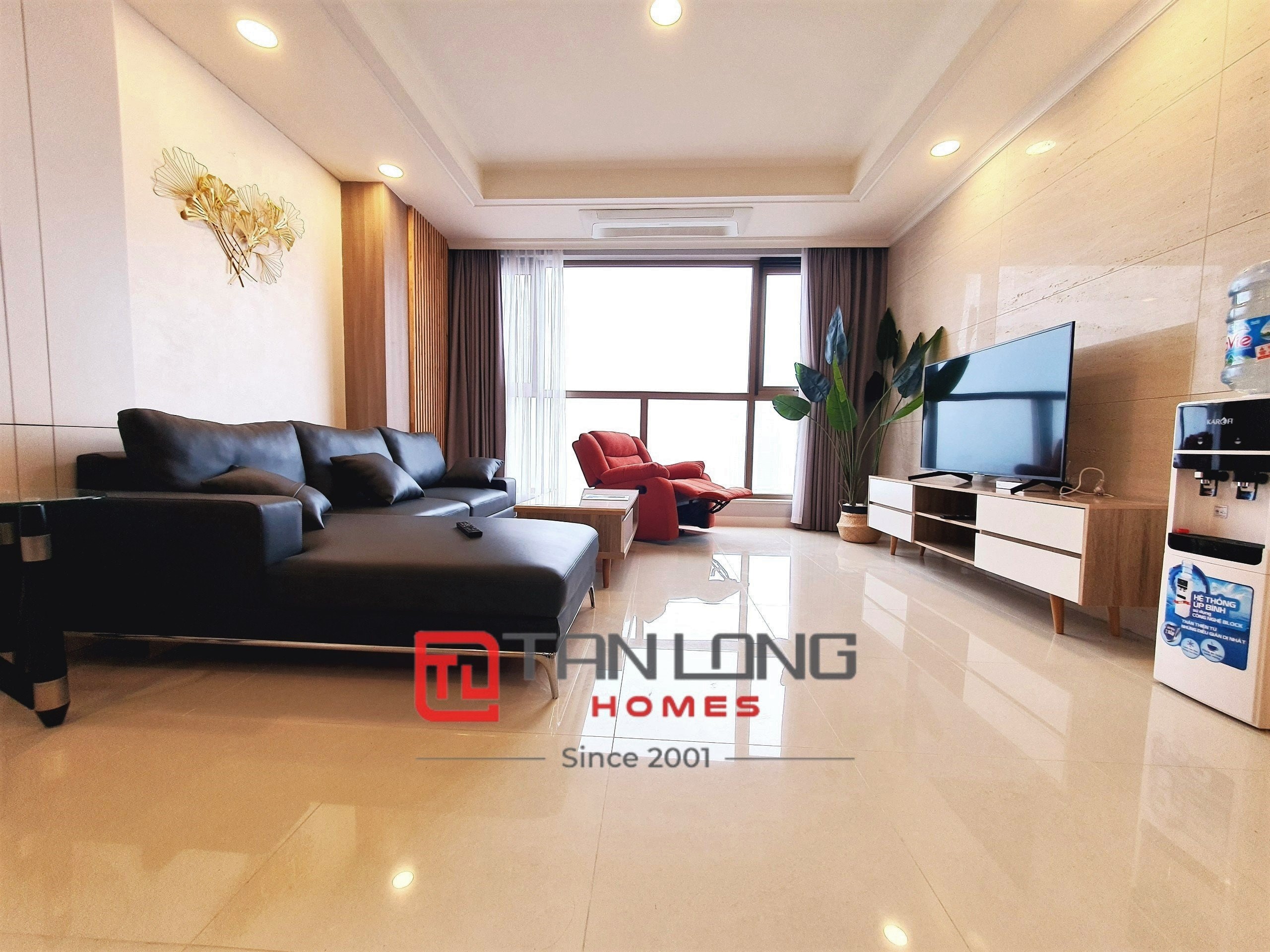 Cho thuê căn 3 ngủ Starlake view Hoa Hậu: 113,21m2 full đồ nhìn chính diện 2 hồ 3