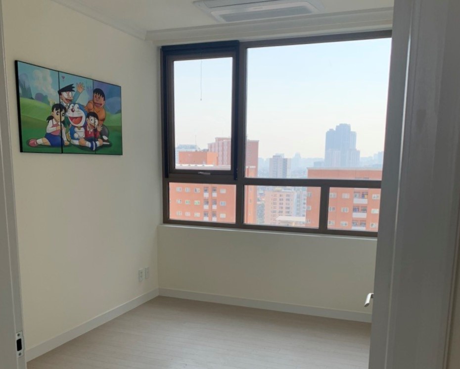 Cho thuê căn 3PN/112m2 - Mẫu F, tầng trung tại 902 Starlake Tây Hồ 7