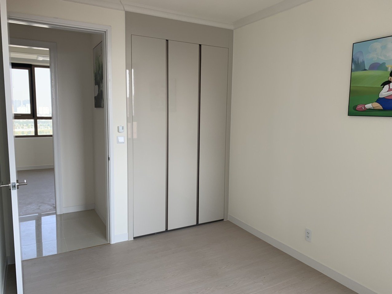 Cho thuê căn 3PN/112m2 - Mẫu F, tầng trung tại 902 Starlake Tây Hồ 9