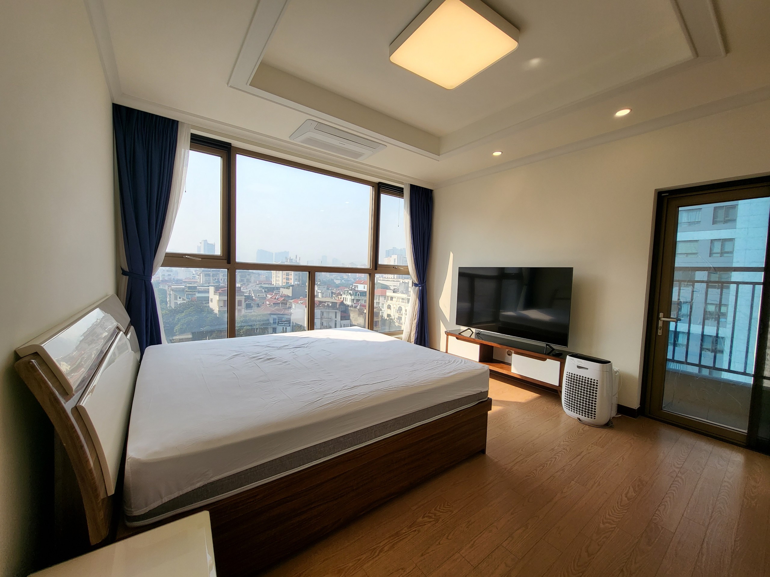 Cho thuê căn 4 ngủ 177m2 (mẫu căn K) view bể bơi siêu đẹp tại chung cư Starlake 14