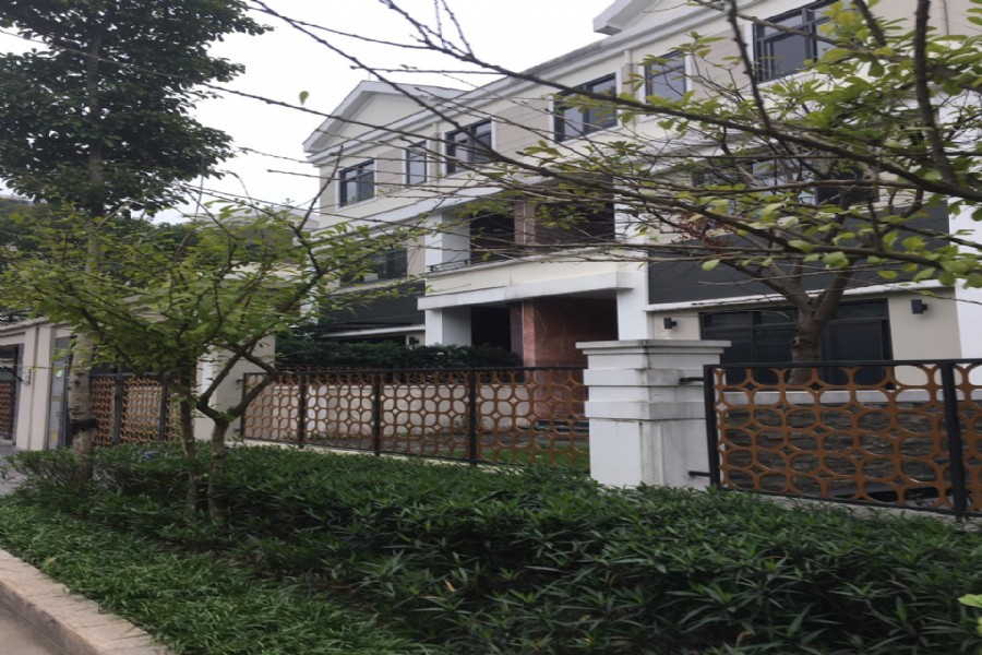 cho thuê căn biệt thự H7 TT3 đẹp full đồ tại tây hồ tây 1