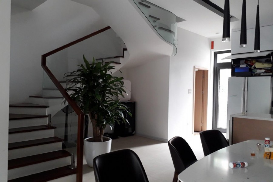 cho thuê căn biệt thự H7 TT3 đẹp full đồ tại tây hồ tây 1