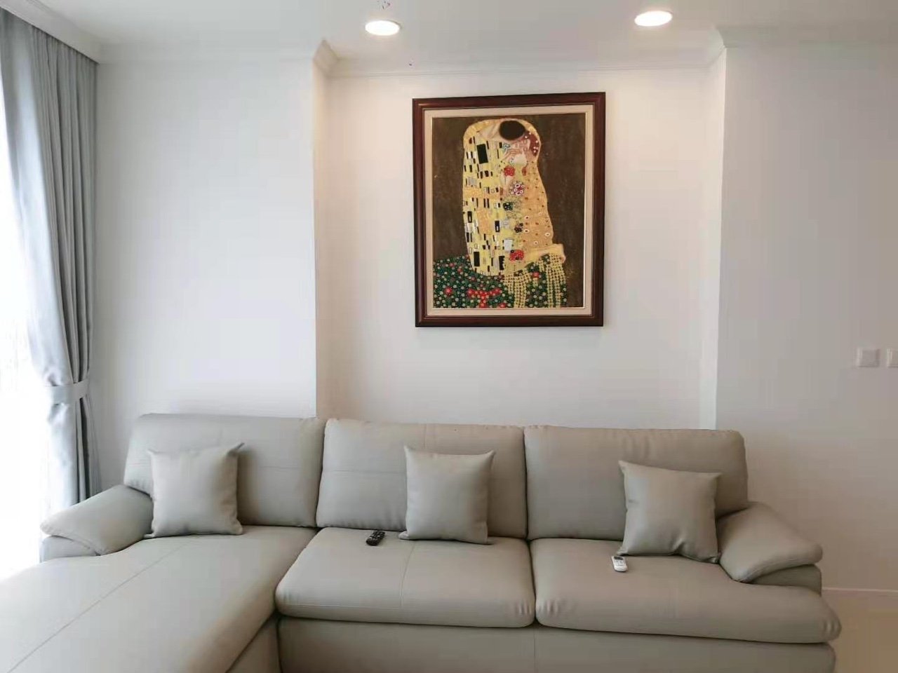 Cho thuê căn góc 3PN/113m2 tầng trung, hướng Nam view thoáng tòa 903 Starlake 1