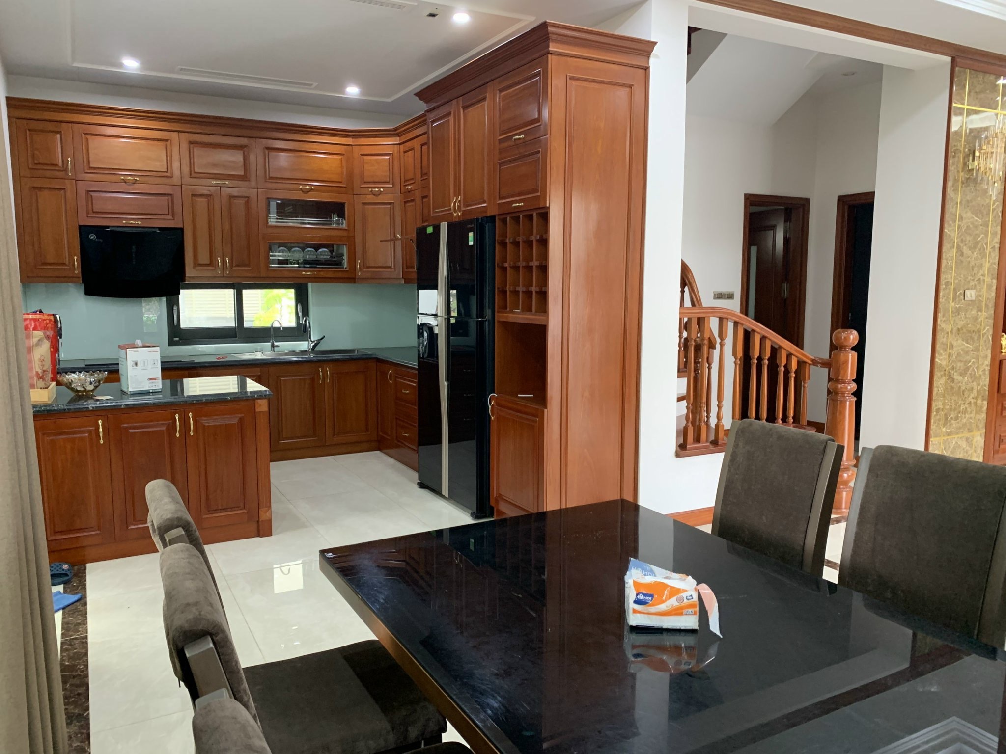 Cho thuê căn góc song lập 215m2 Starlake đầy đủ đồ 3