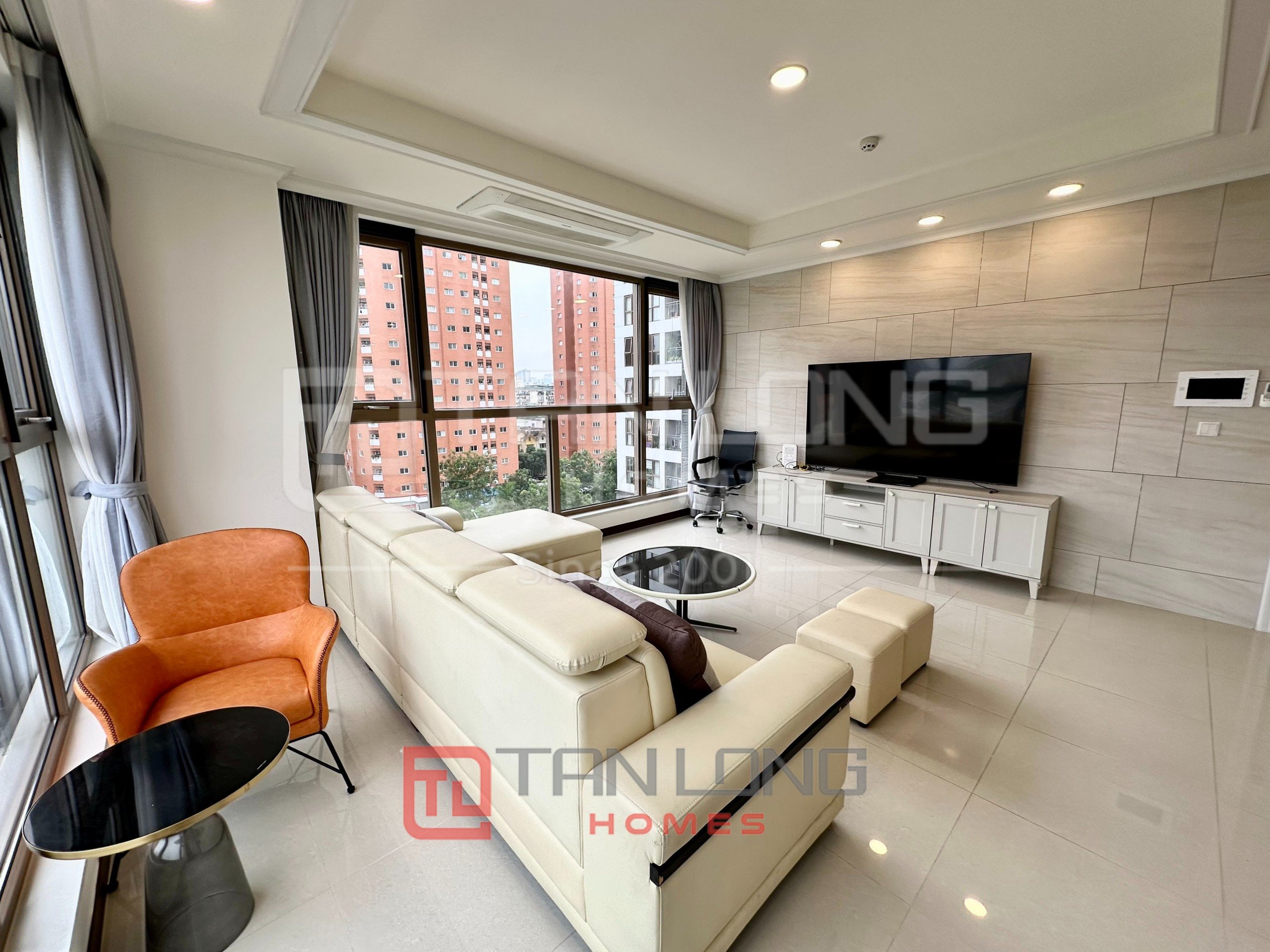 Cho thuê căn H-125,5m2 | 3PN full đồ mới đẹp hướng Đông Nam tòa 903 Starlake 1