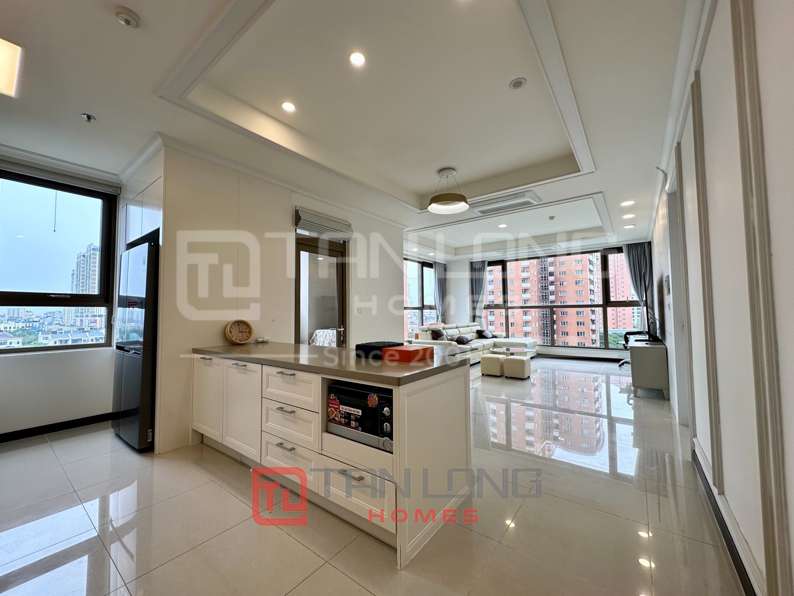 Cho thuê căn H-125,5m2 | 3PN full đồ mới đẹp hướng Đông Nam tòa 903 Starlake 5
