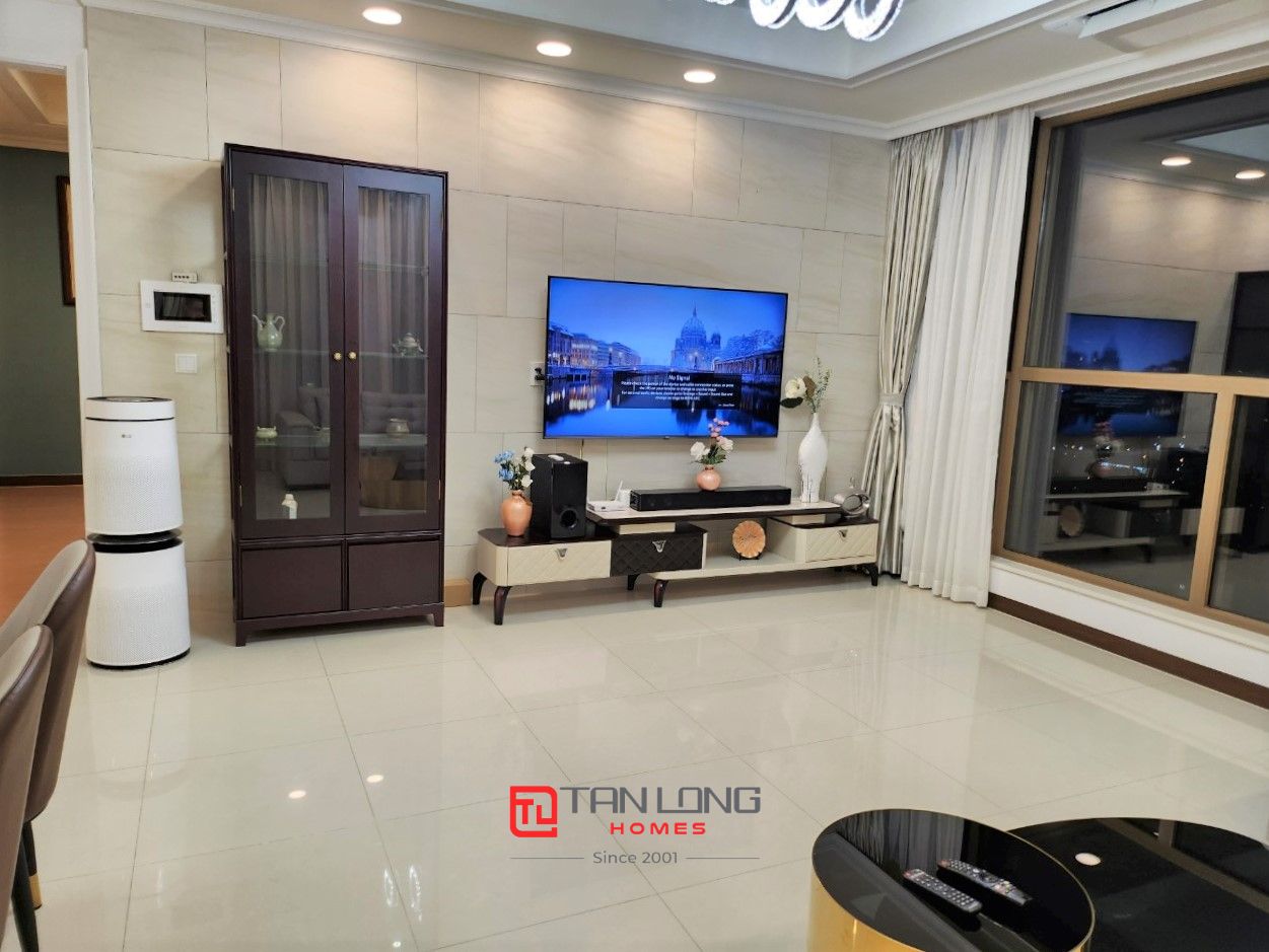 Cho thuê căn H-125m2 full đồ mới, tầng cao view Hồ siêu đẹp tòa 903 3